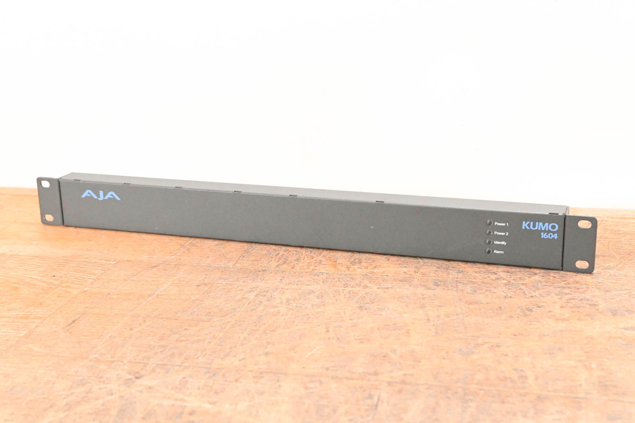 AJA KUMO 1604 16x4 Compact 3G-SDI Router (NO POWER SUPPLY)
