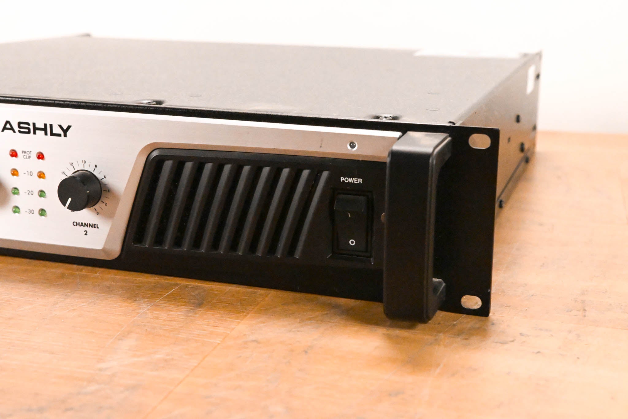 Ashly KLR-2000 Dual-Channel 1,000W Power Amplifier