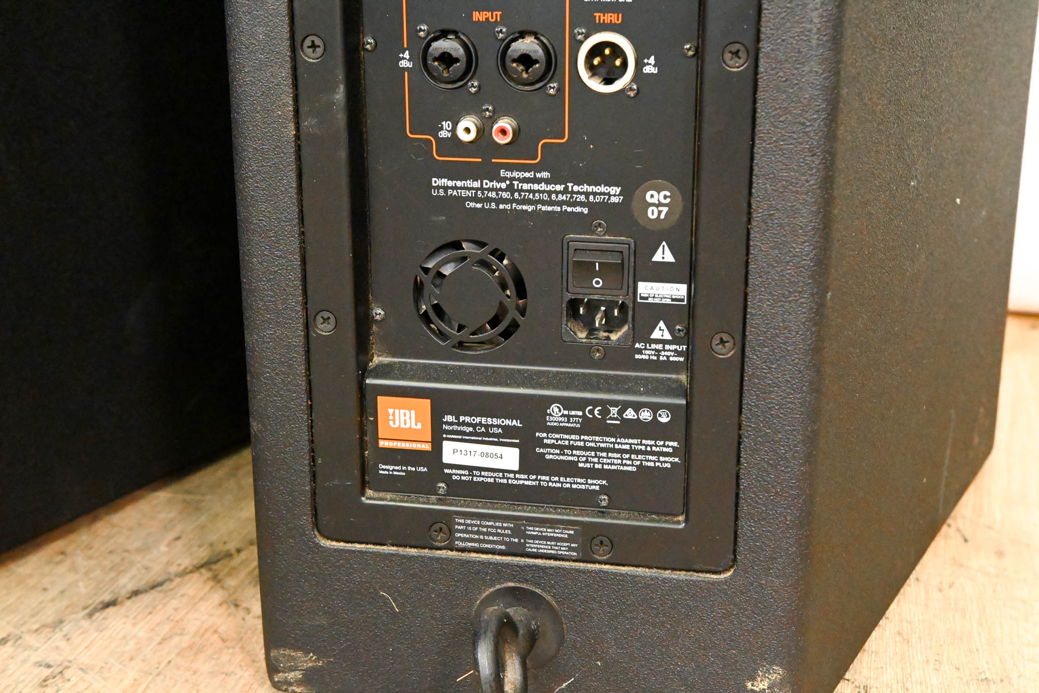 JBL PRX735 15" Three-Way Full-Range Main System (PAIR)