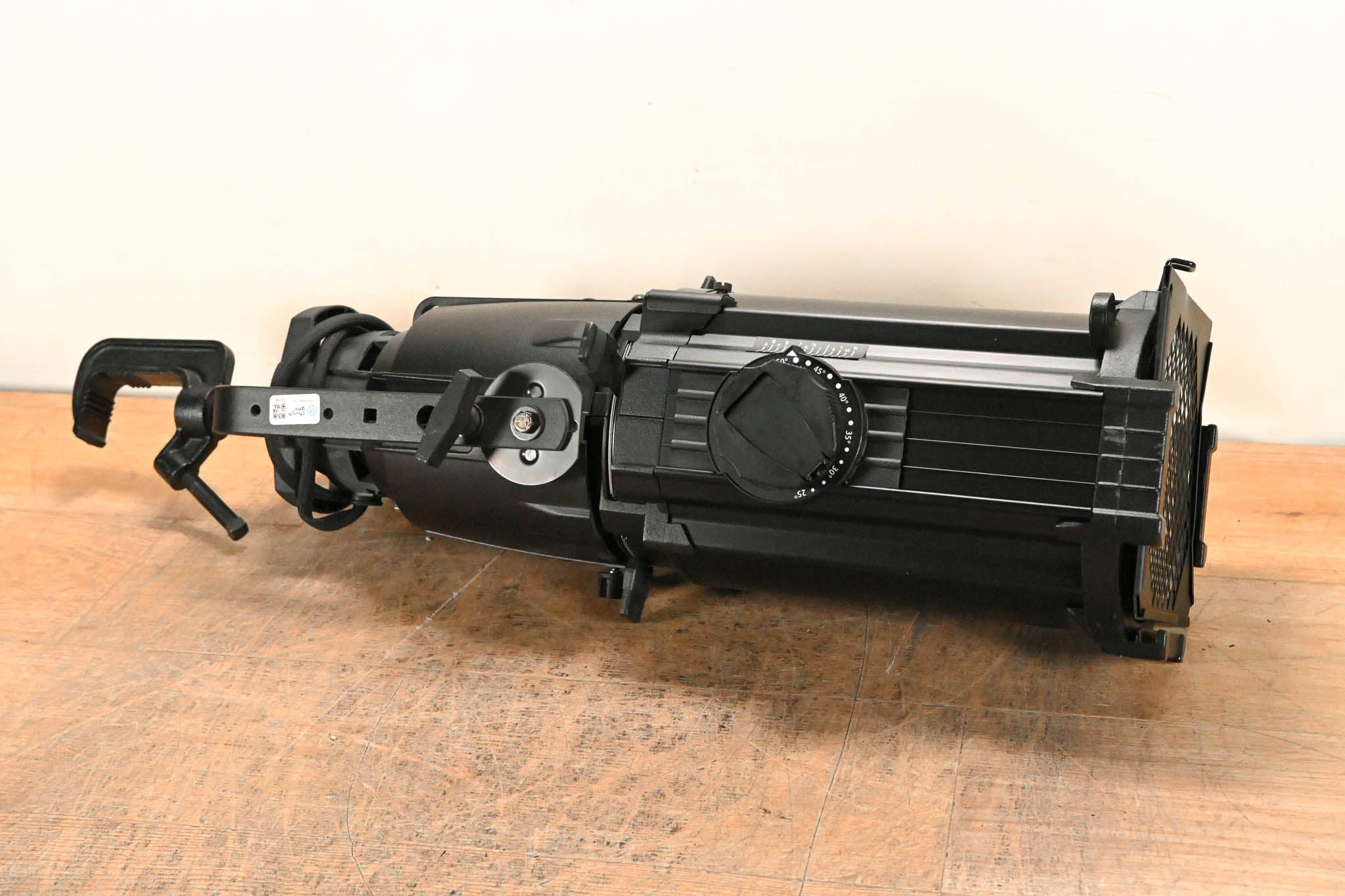 ETC Source Four Zoom 25-50 Degree 750 Ellipsoidal Light
