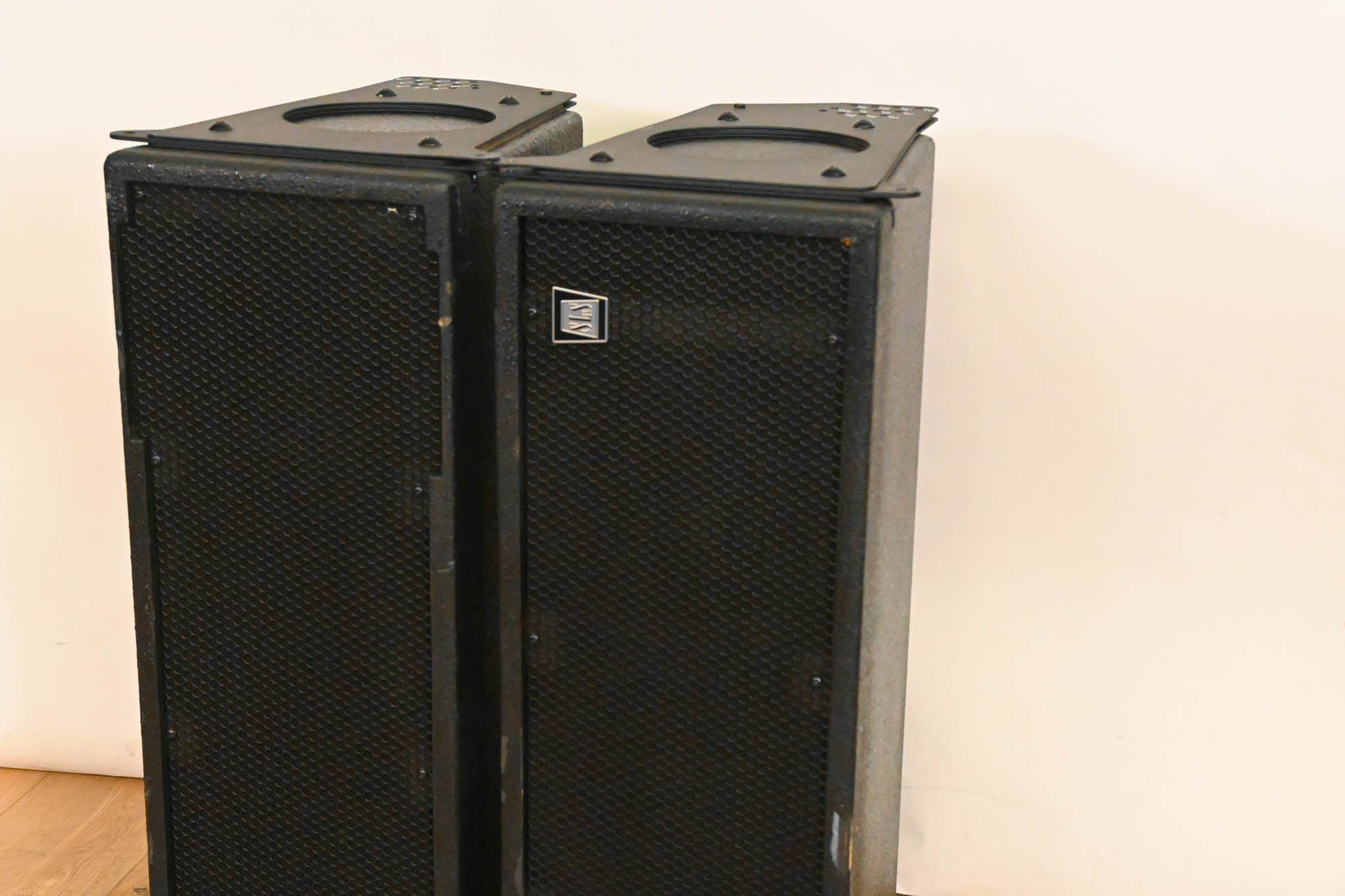 SLS LS8800 Full-Range Line Array Module (PAIR)