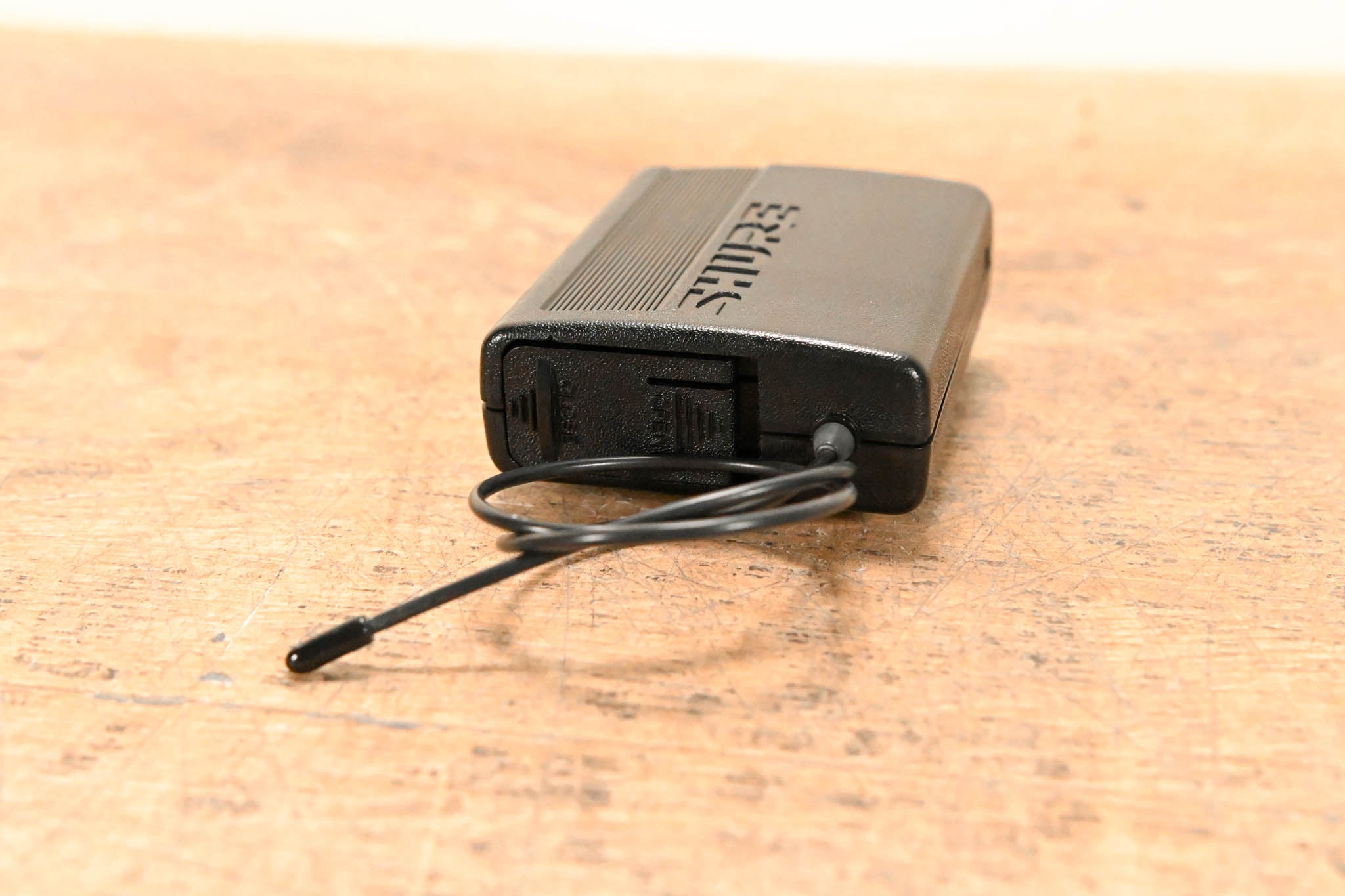 Shure L11-W Wireless Bodypack Transmitter - W Band: 171.845 MHz