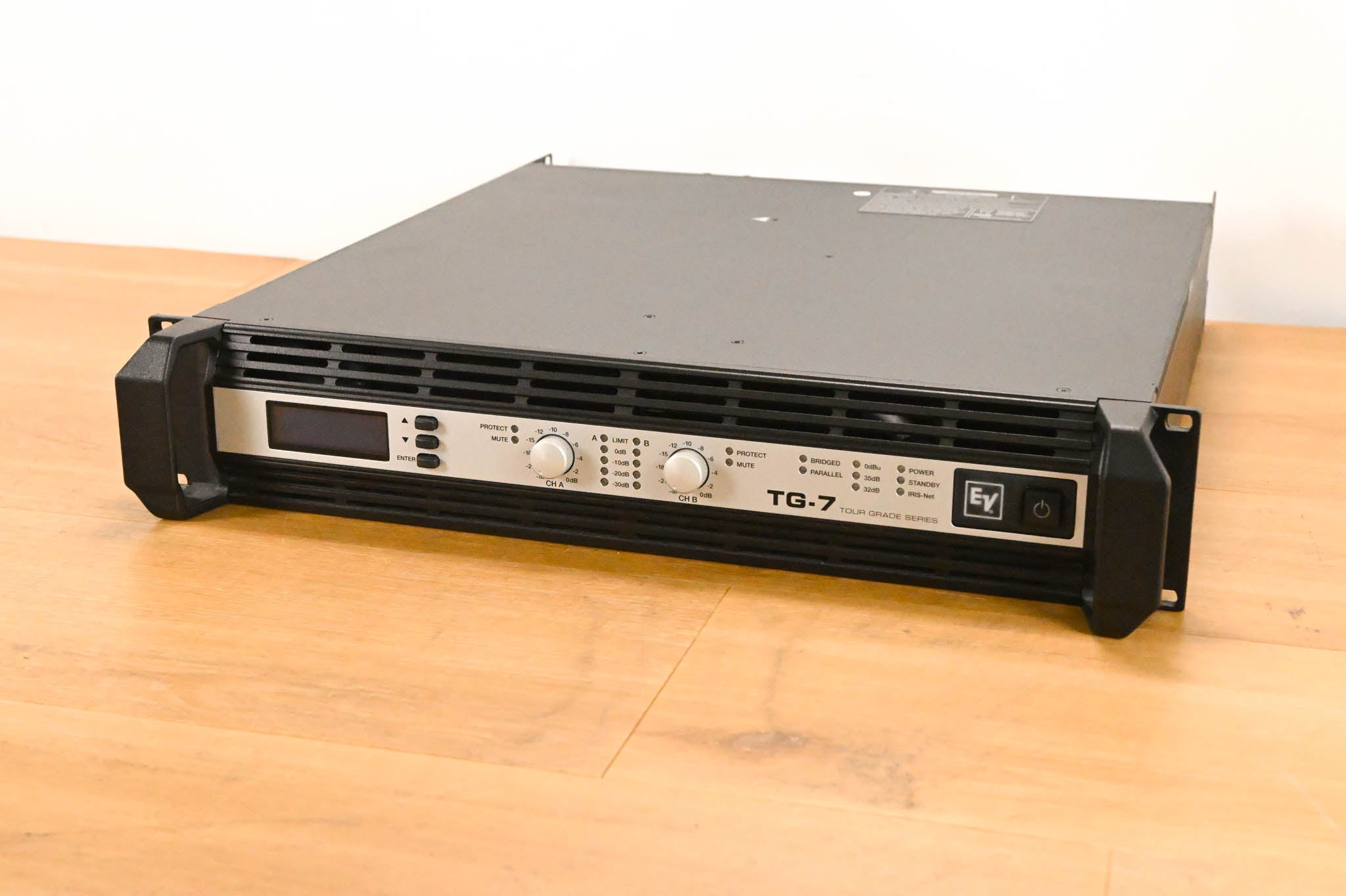 Electro-Voice (EV) TG-7 Tour-Grade Stereo Power Amplifier
