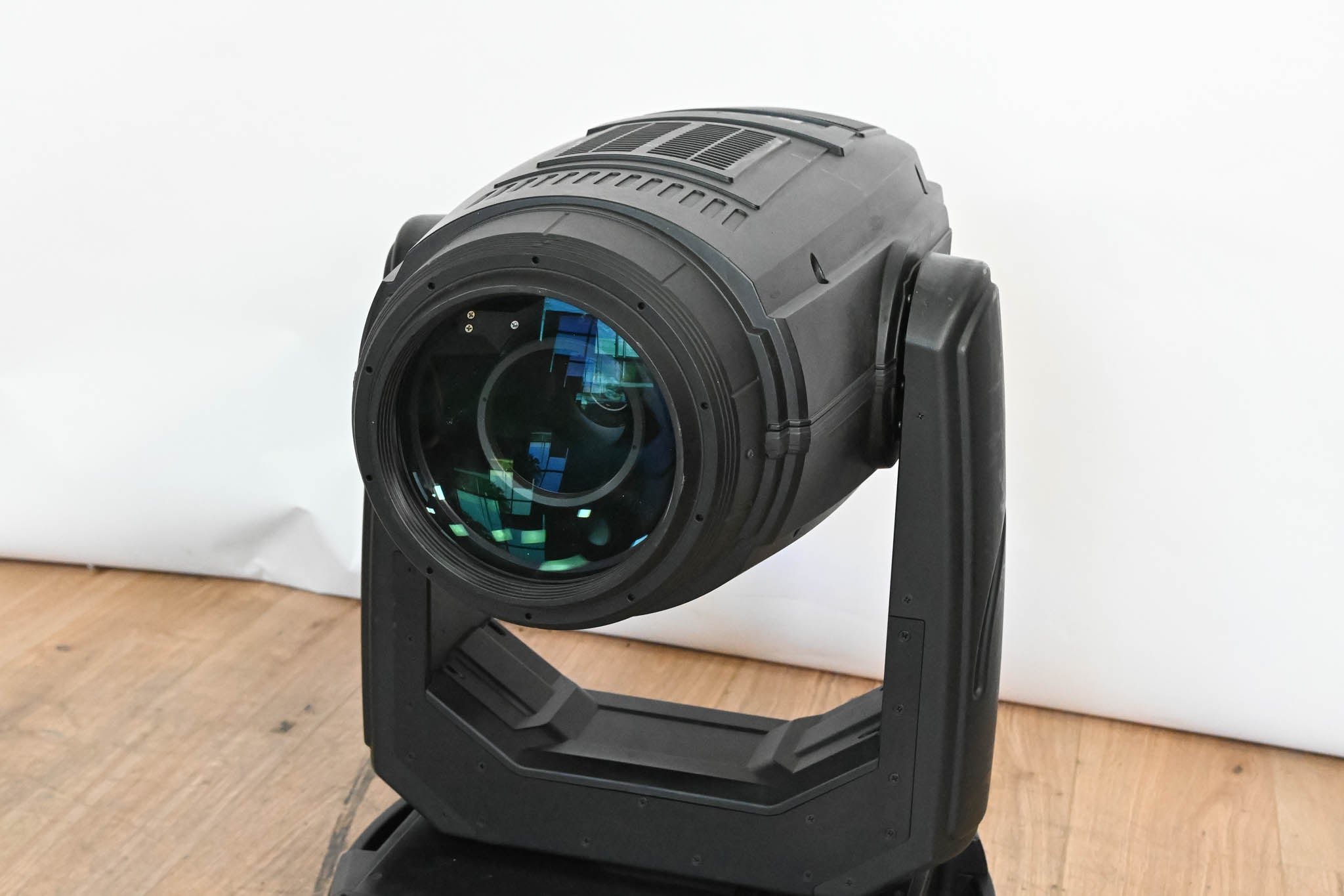 Robe ROBIN BMFL Blade Discharge Lamp Moving Light