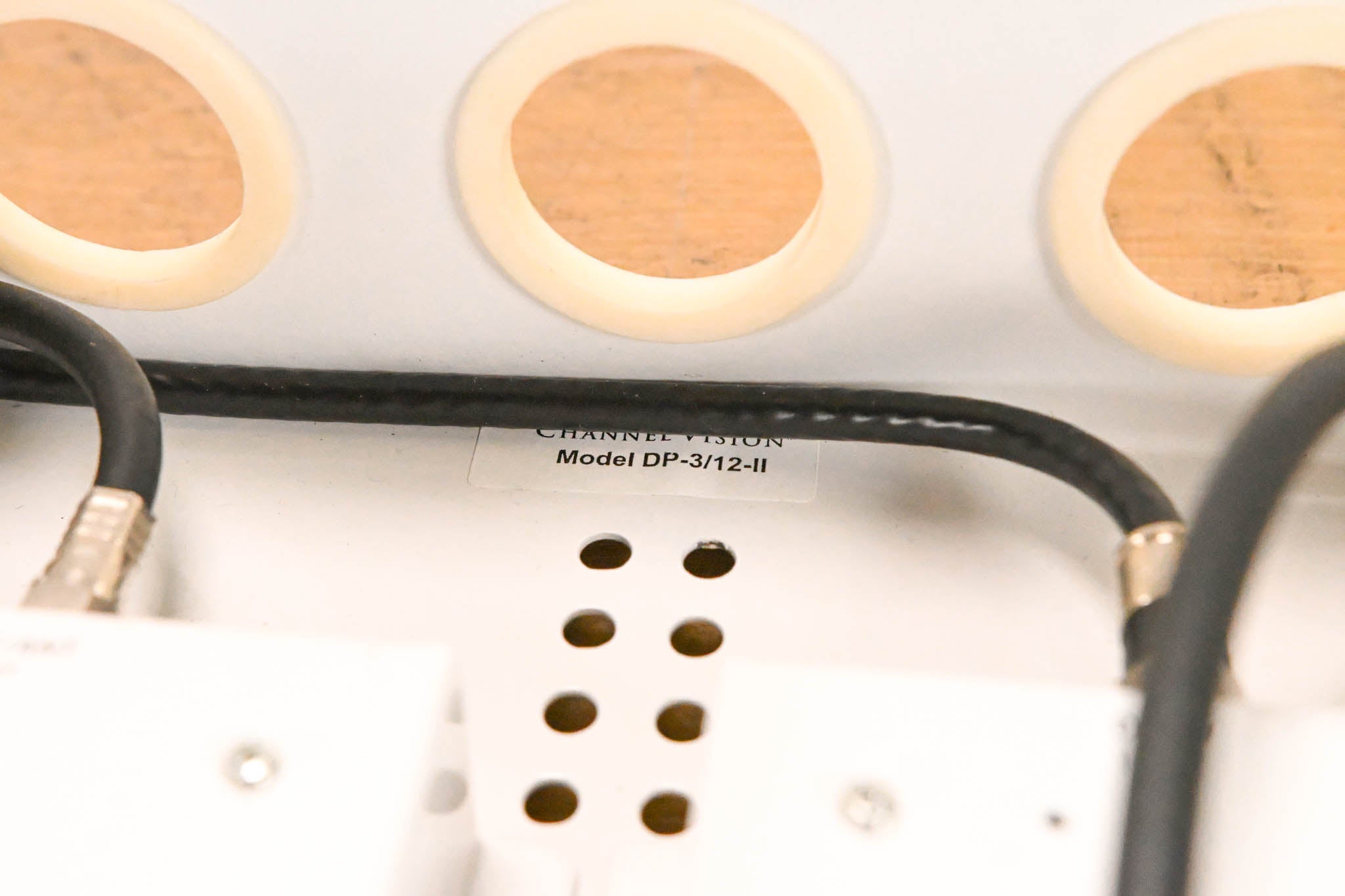 Channel Vision DP-3/12-II Amplified RF Coax Distribution Panel