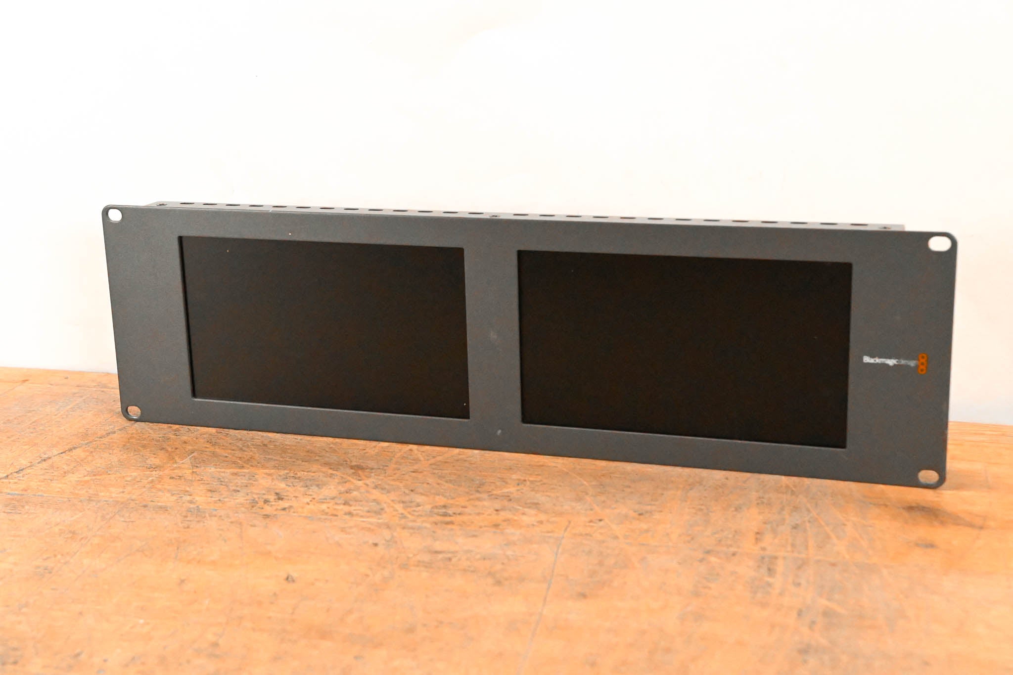 Blackmagic Design Smartview Duo Dual 8" LCD Monitors (NO POWER SUPPLY)