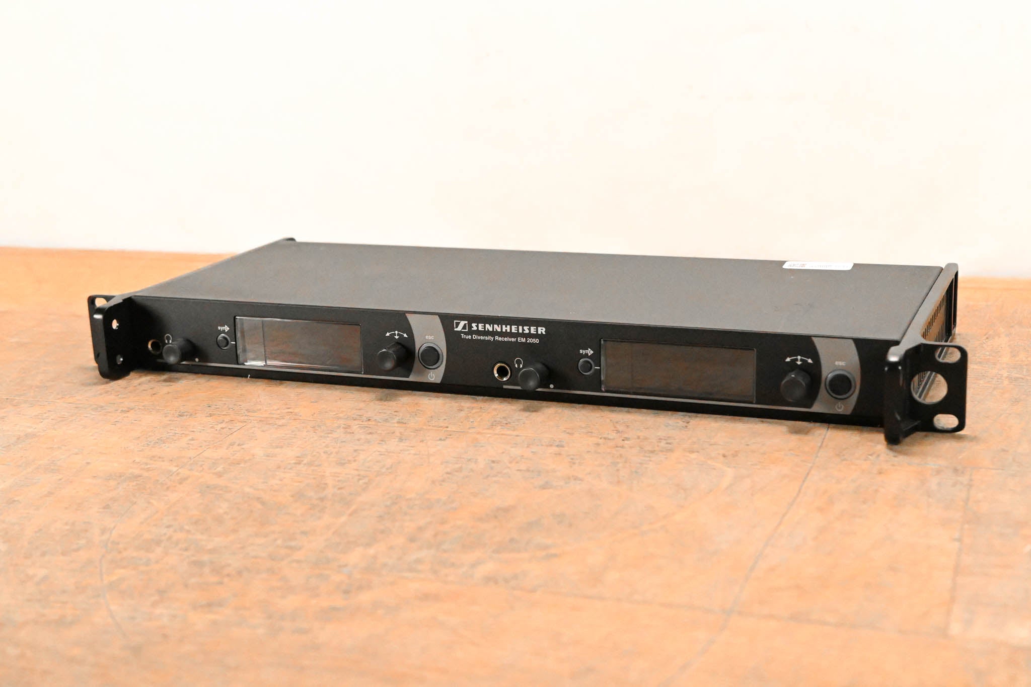 Sennheiser EM 2050 Dual-Channel Wireless Receiver Aw Range: 516-558 MHz