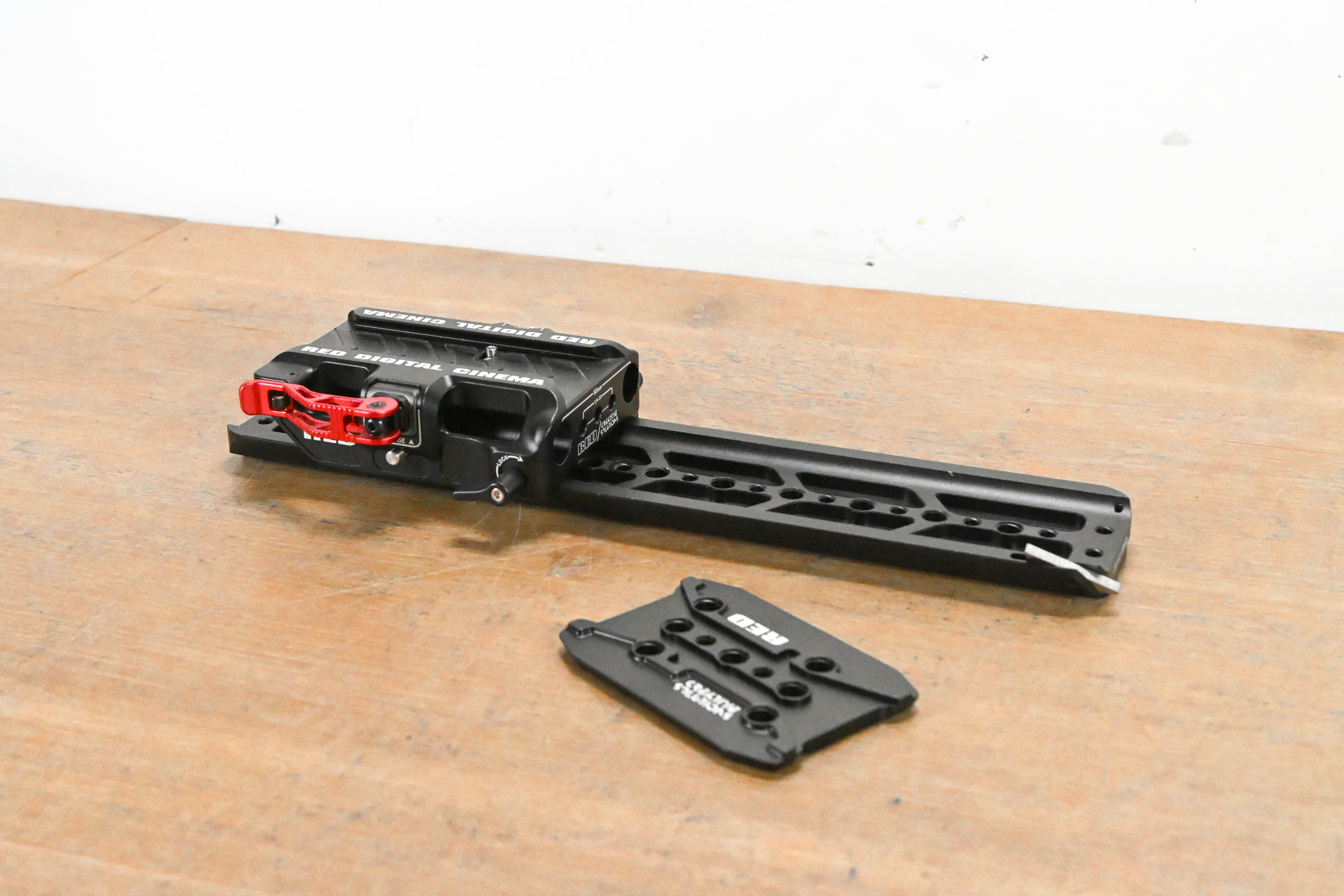 RED Digital Cinema V-RAPTOR Quick Release Platform w/ Dovetail Plate