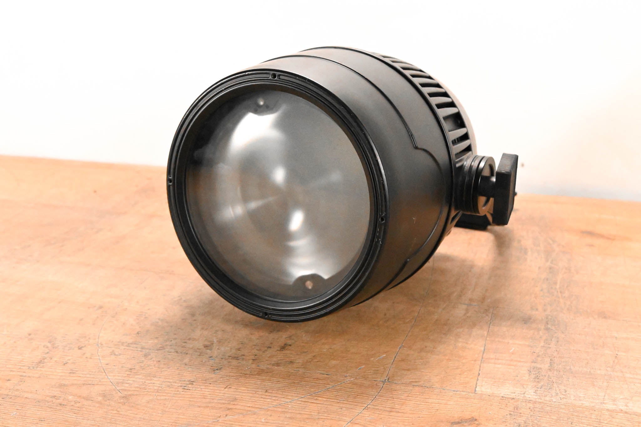 Elation Fuze Par Z120 IP 120W RGBW LED Par with Zoom (NO POWER SUPPLY)
