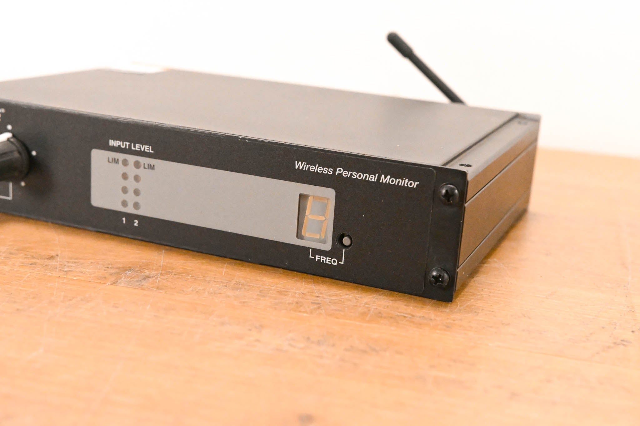 Shure PSM 400 In-Ear Monitoring System - X1 Band (NO POWER SUPPLY)