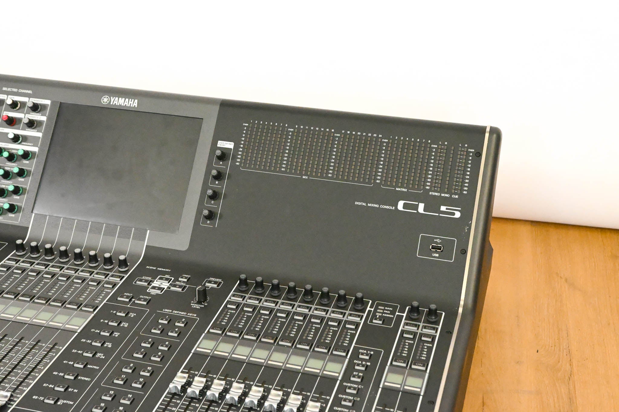 Yamaha CL5 72-Channel Digital Mixing Console