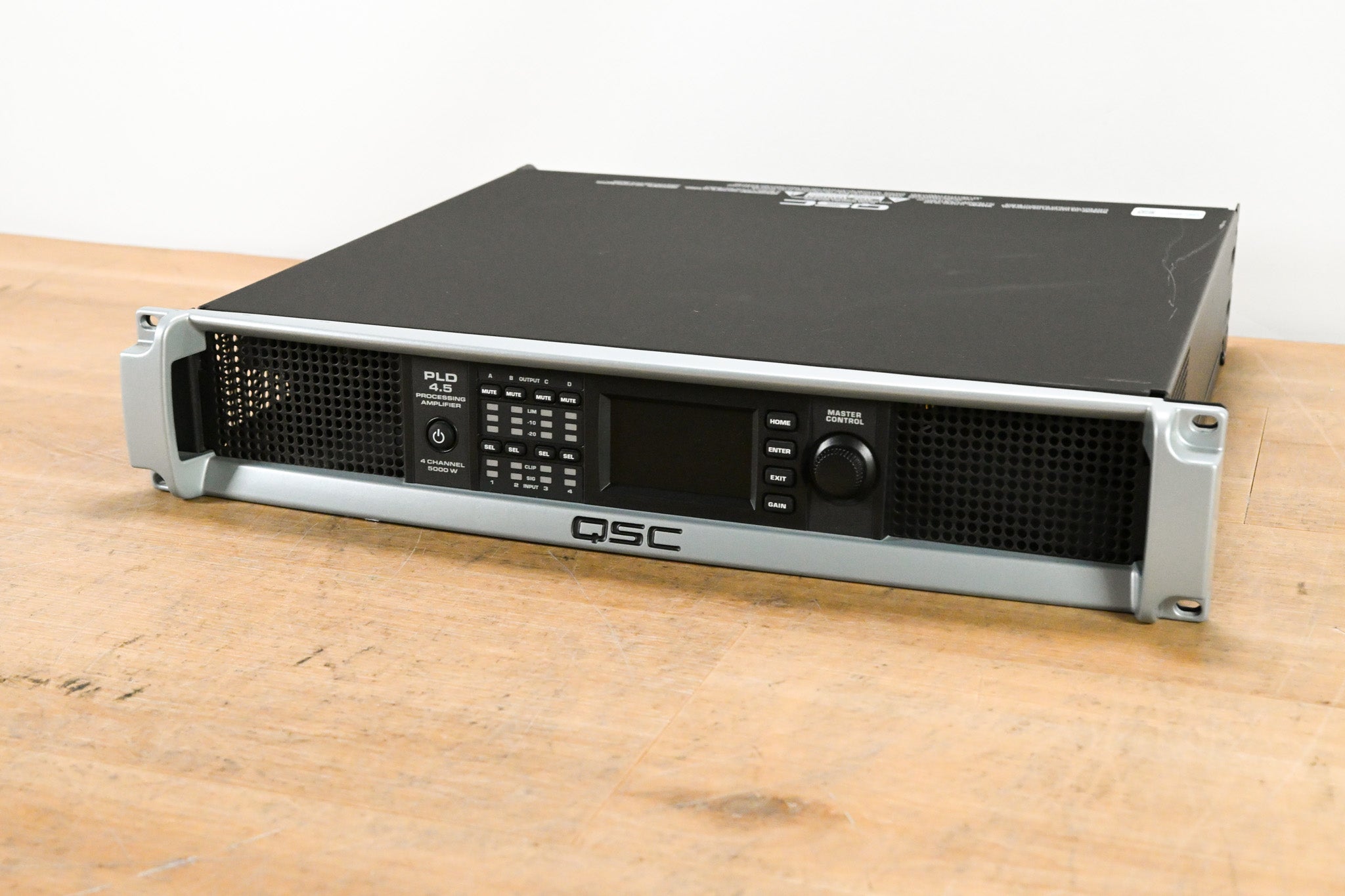 QSC PLD 4.5 パワーアンプ QSC PLD4.5 Four-Channel Power Amplifier with DSP CG016JU