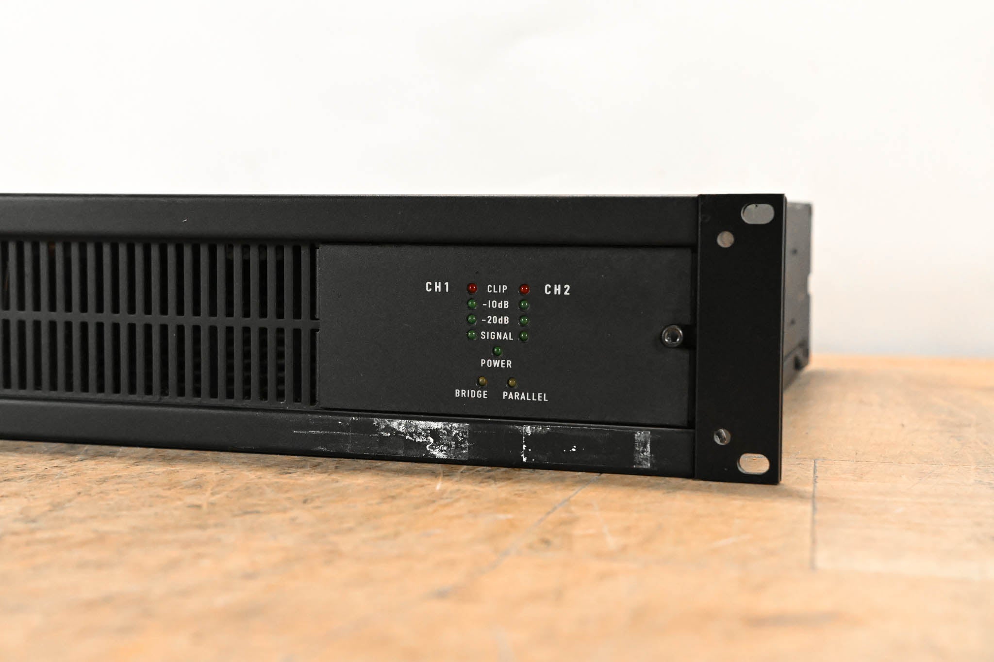QSC CX702 2-Channel 700W Power Amplifier