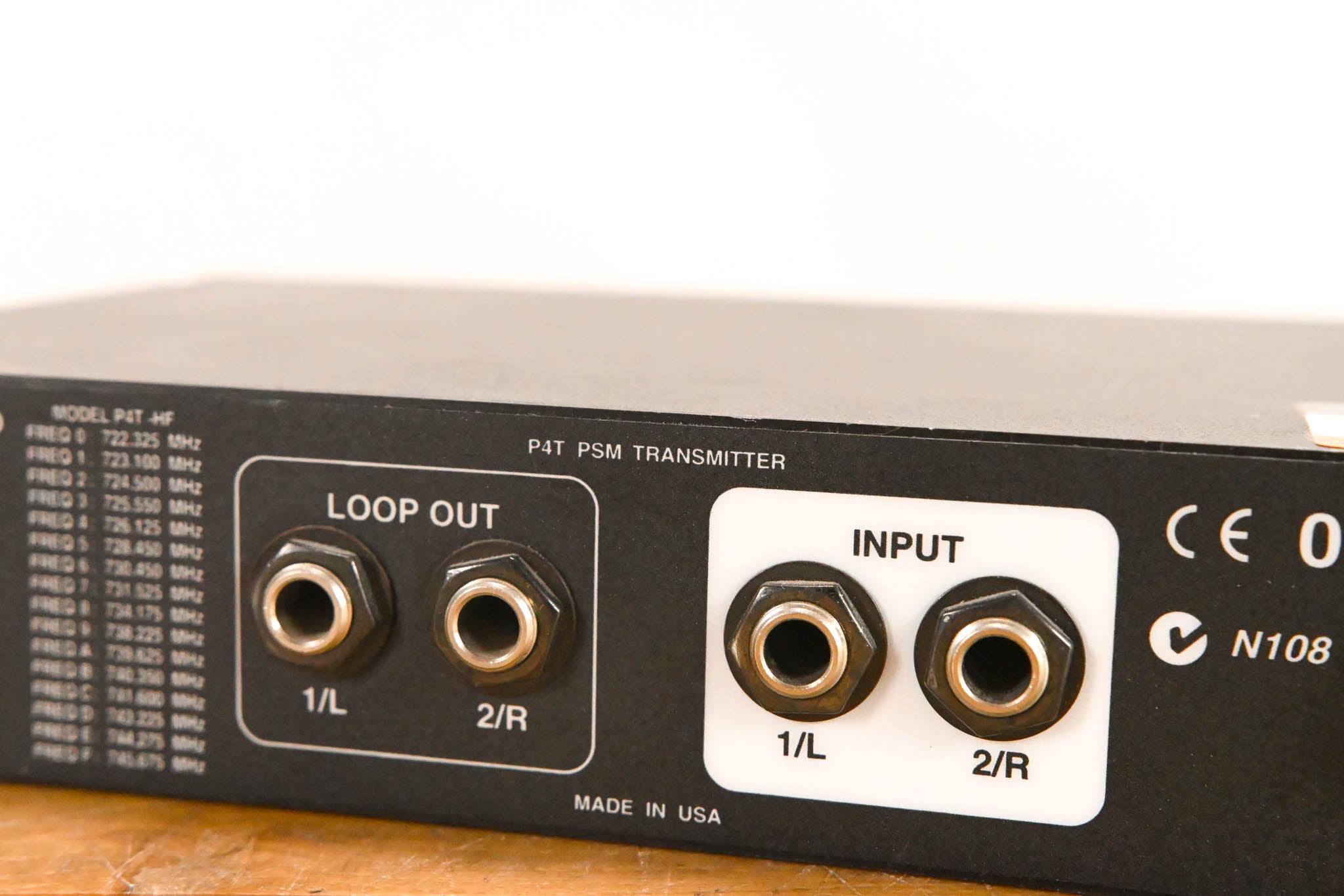 Shure PSM 400 In-Ear Monitoring System - 722-746 MHz (NO POWER SUPPLY)