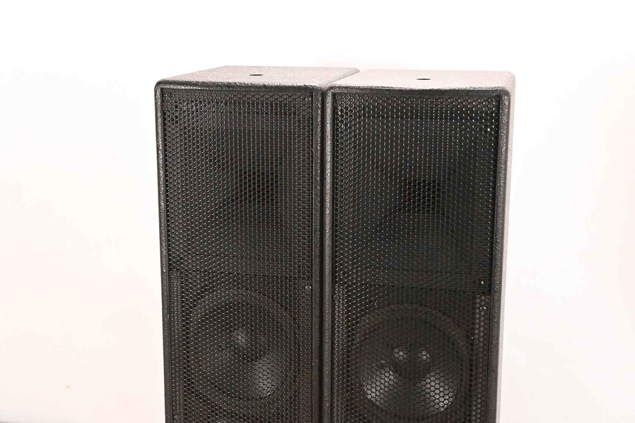 EAW UB52 Two-Way Full-Range Loudspeaker (PAIR)