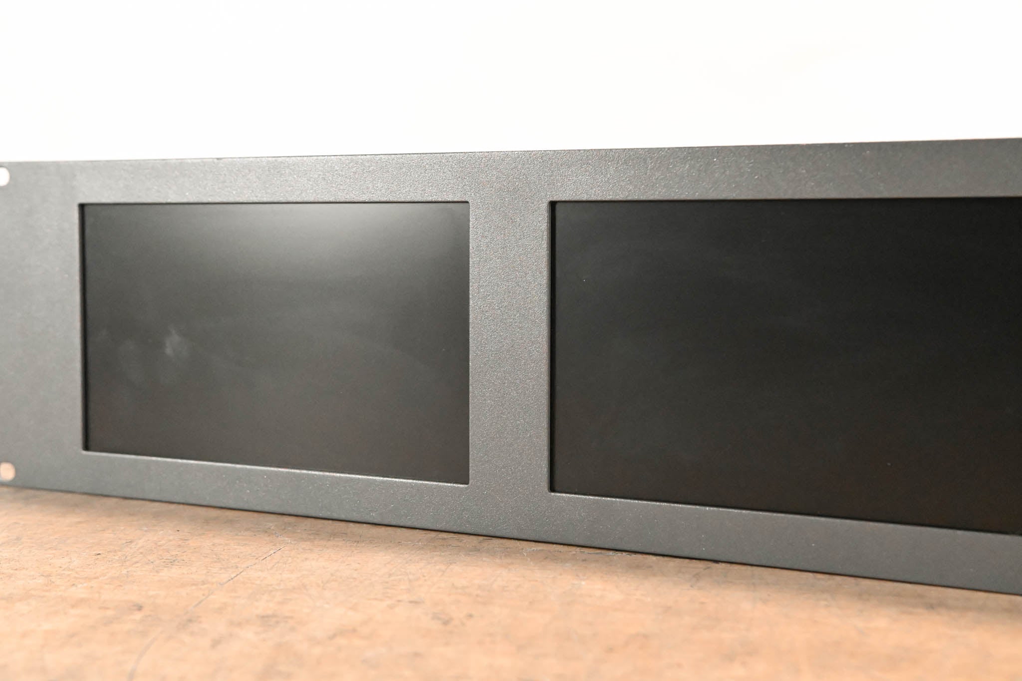 Blackmagic Design Smartview Duo Dual 8" LCD Monitors (NO POWER SUPPLY)