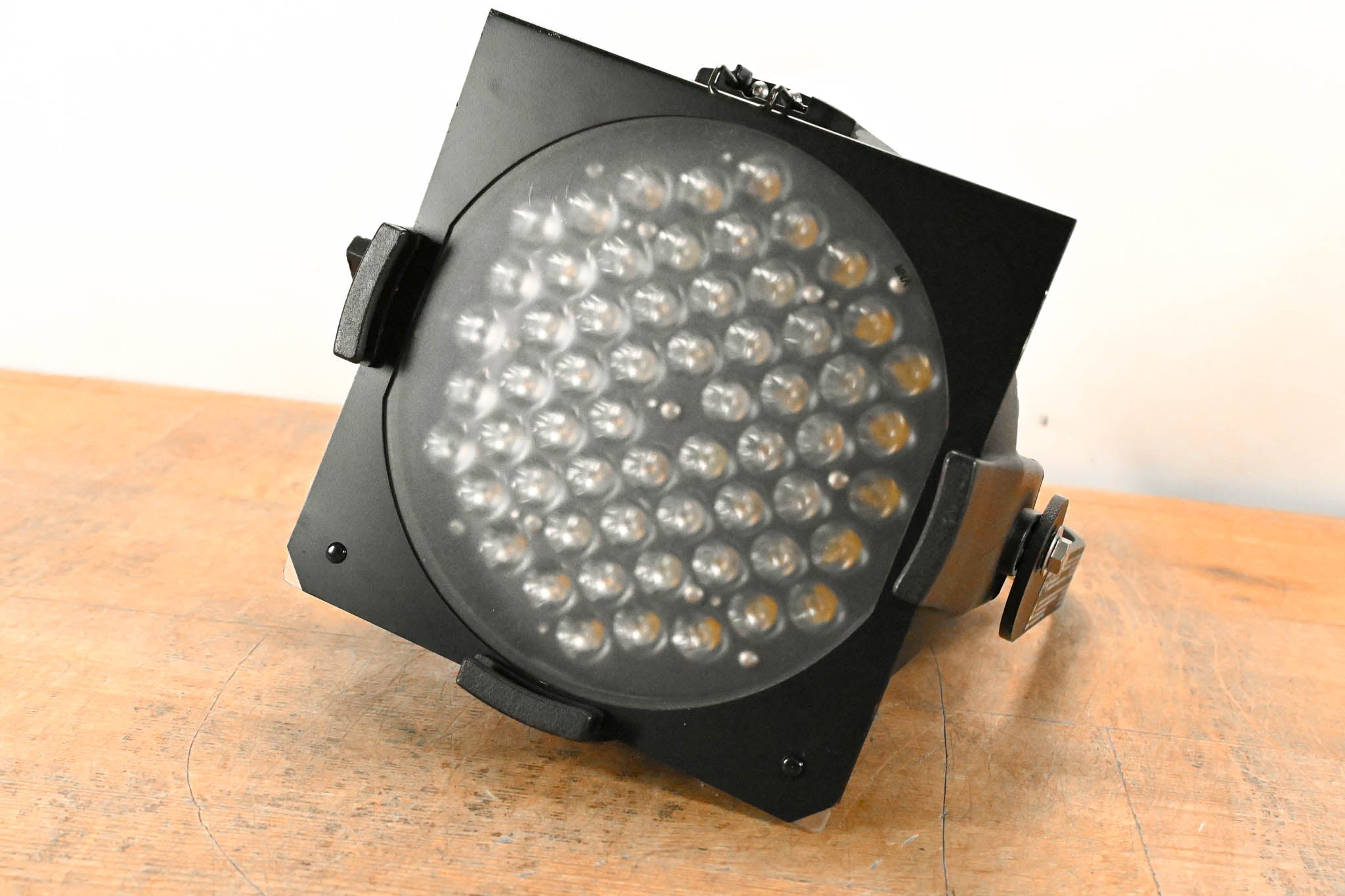 ETC Desire D60 Studio HD LED Par Wash Light