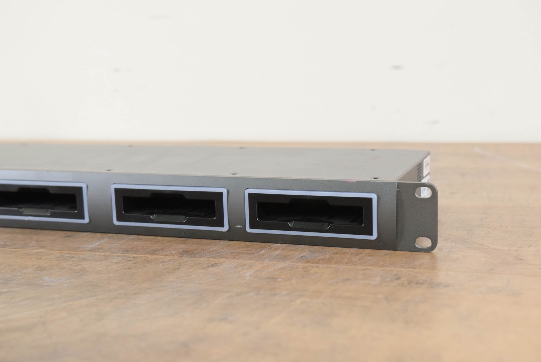 Blackmagic Design MultiDock