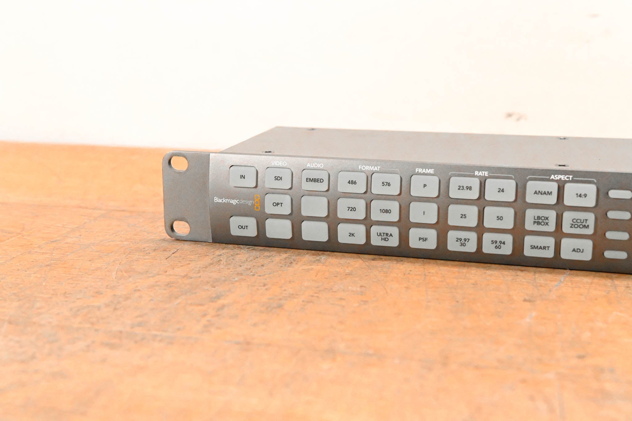 Blackmagic Design Teranex Express Broadcast Standards Converter