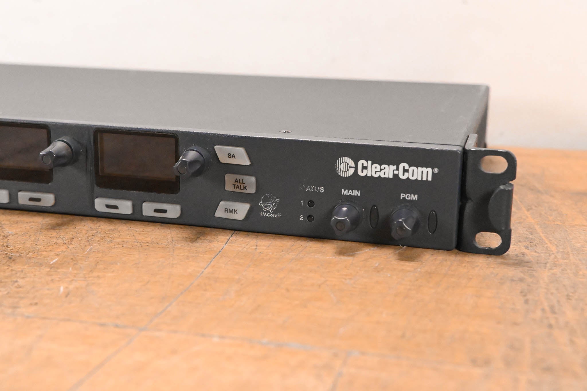 Clear-Com FSII-BASE-2 FreeSpeak Digital Wireless Intercom Base Station