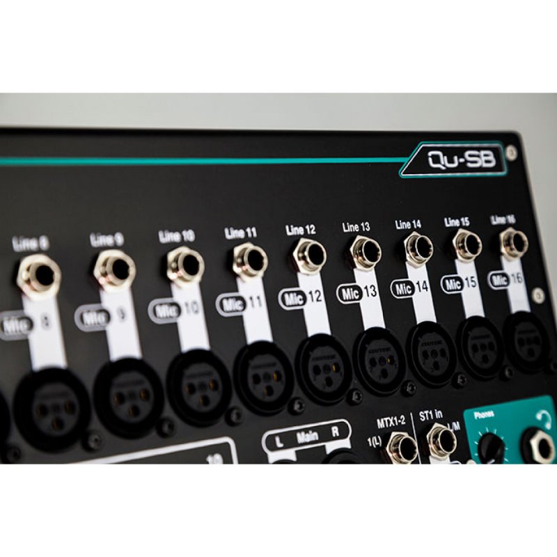 Portable 18 in / 14 out Digital Mixer