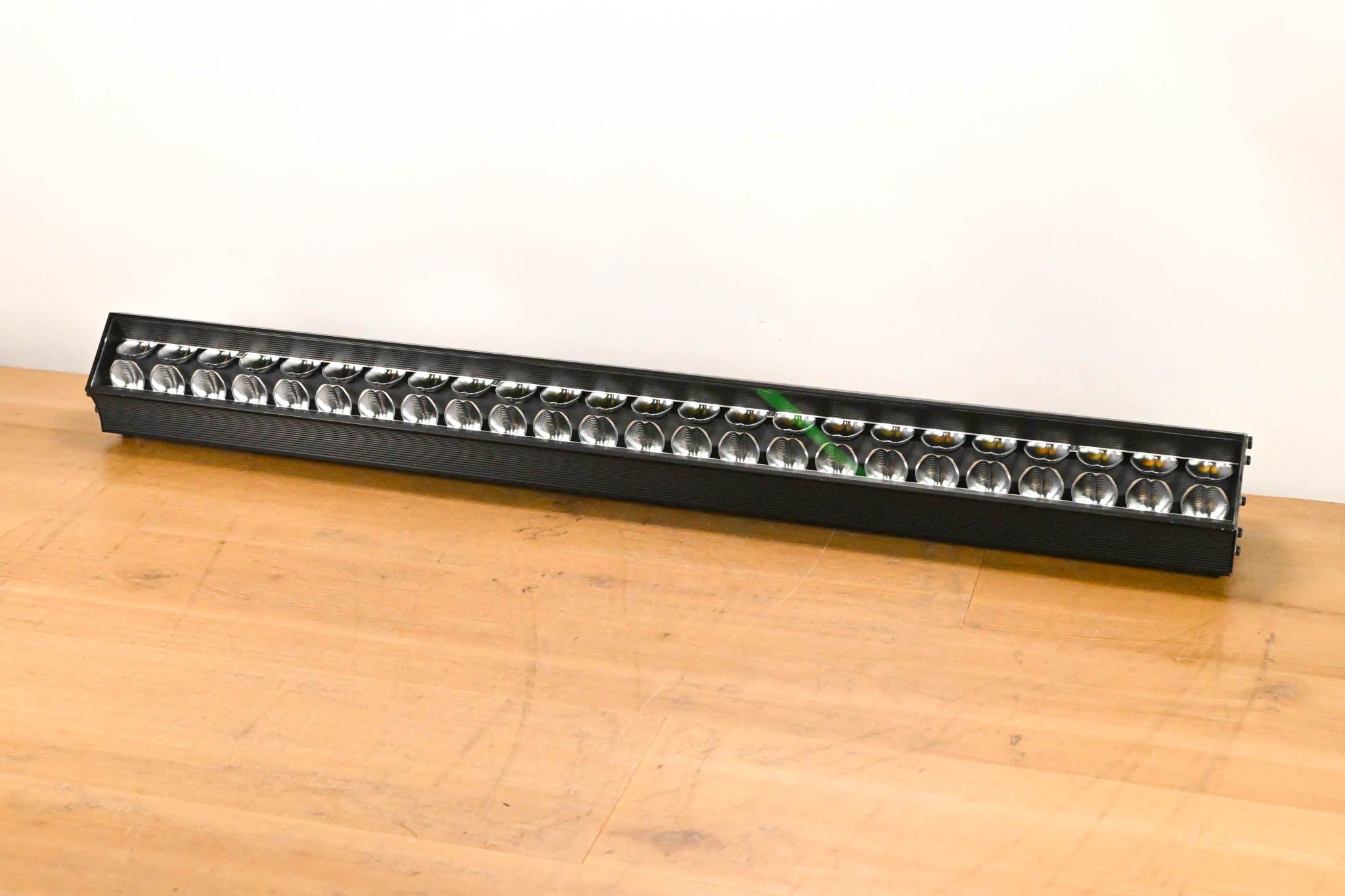 Robert Juliat Dalis 862 150W LED Asymmetric Footlight Batten (NO PSU)