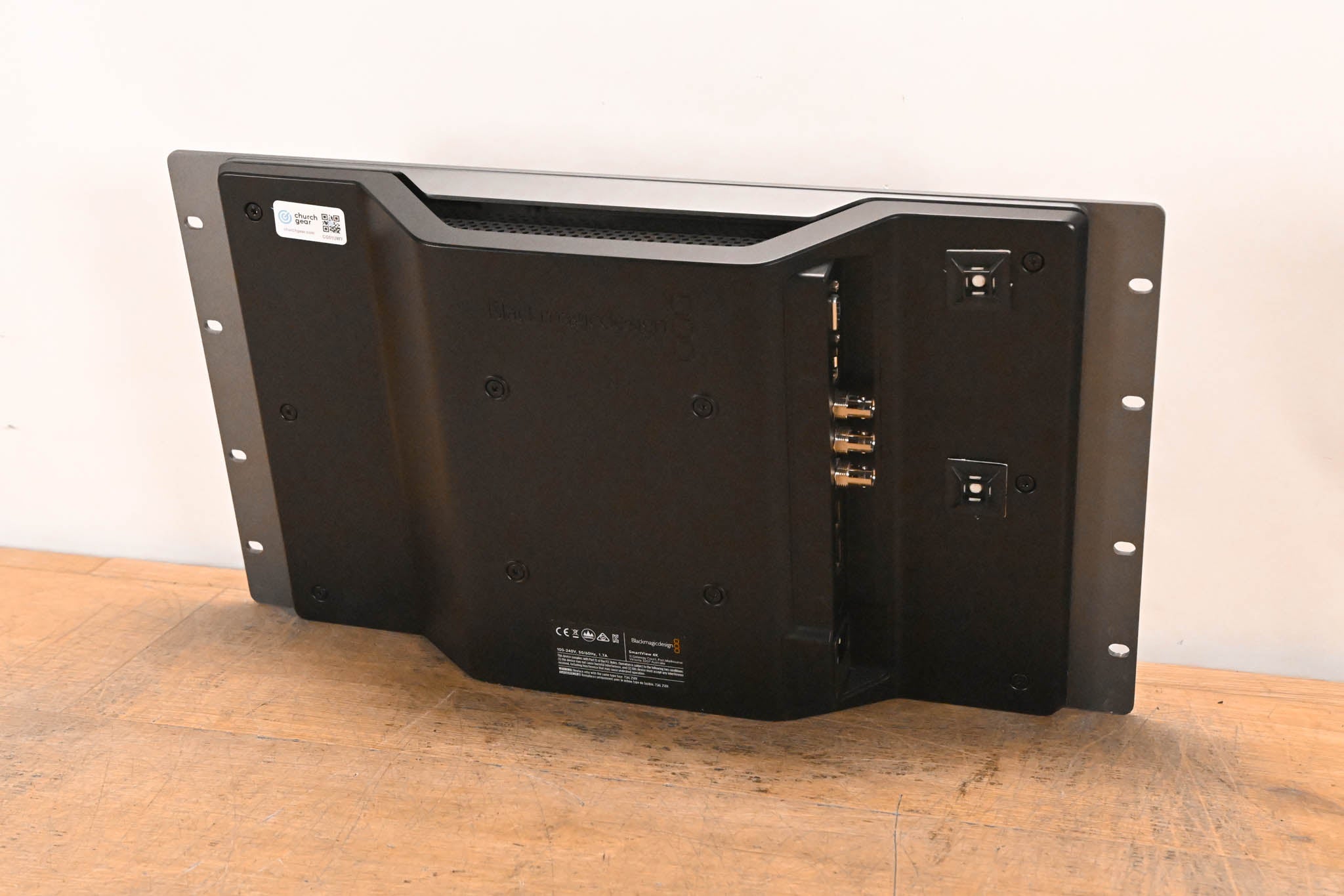 Blackmagic Design SmartView 4K 15.6" UltraHD Broadcast Monitor