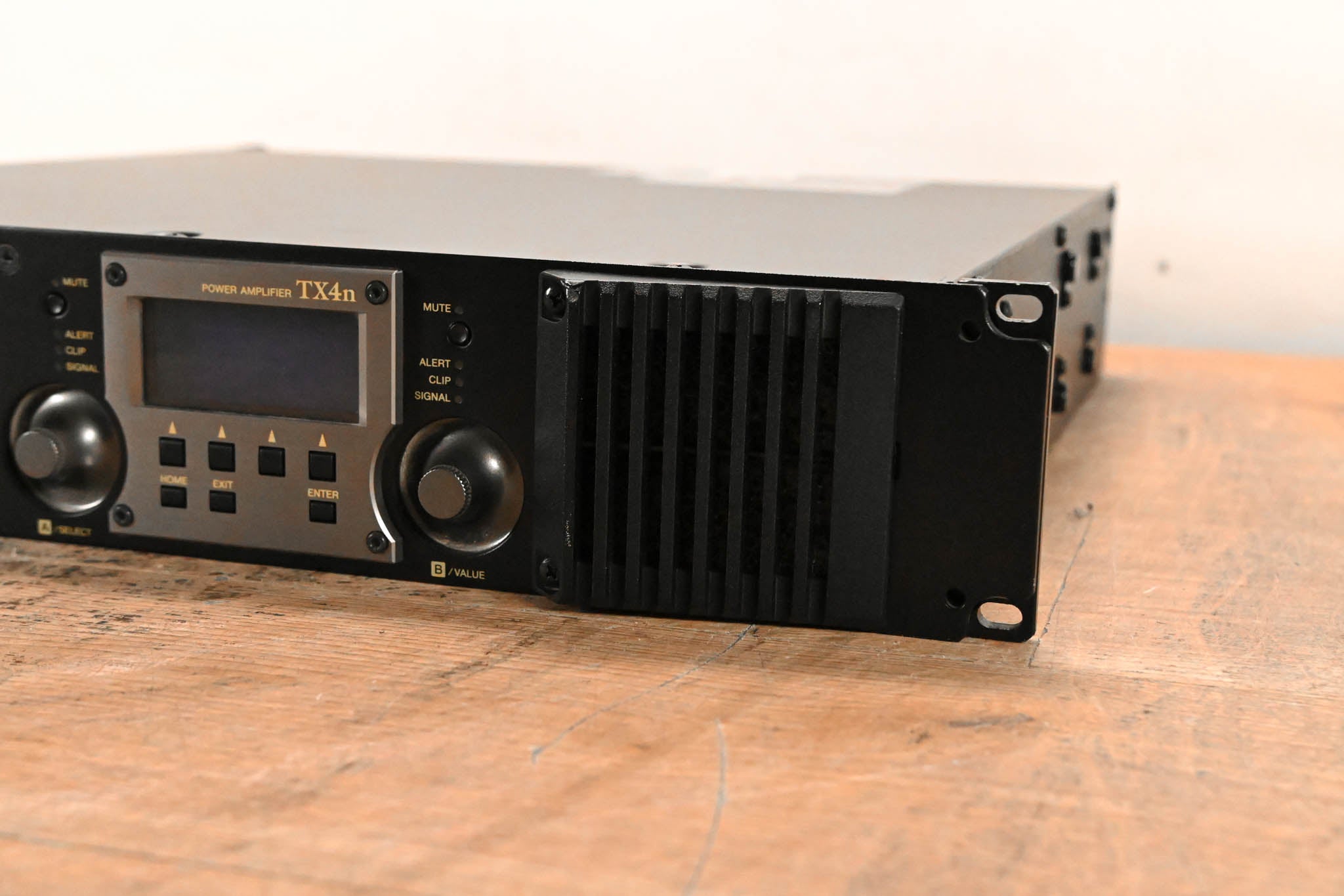Yamaha TX4n 2-Channel Power Amplifier