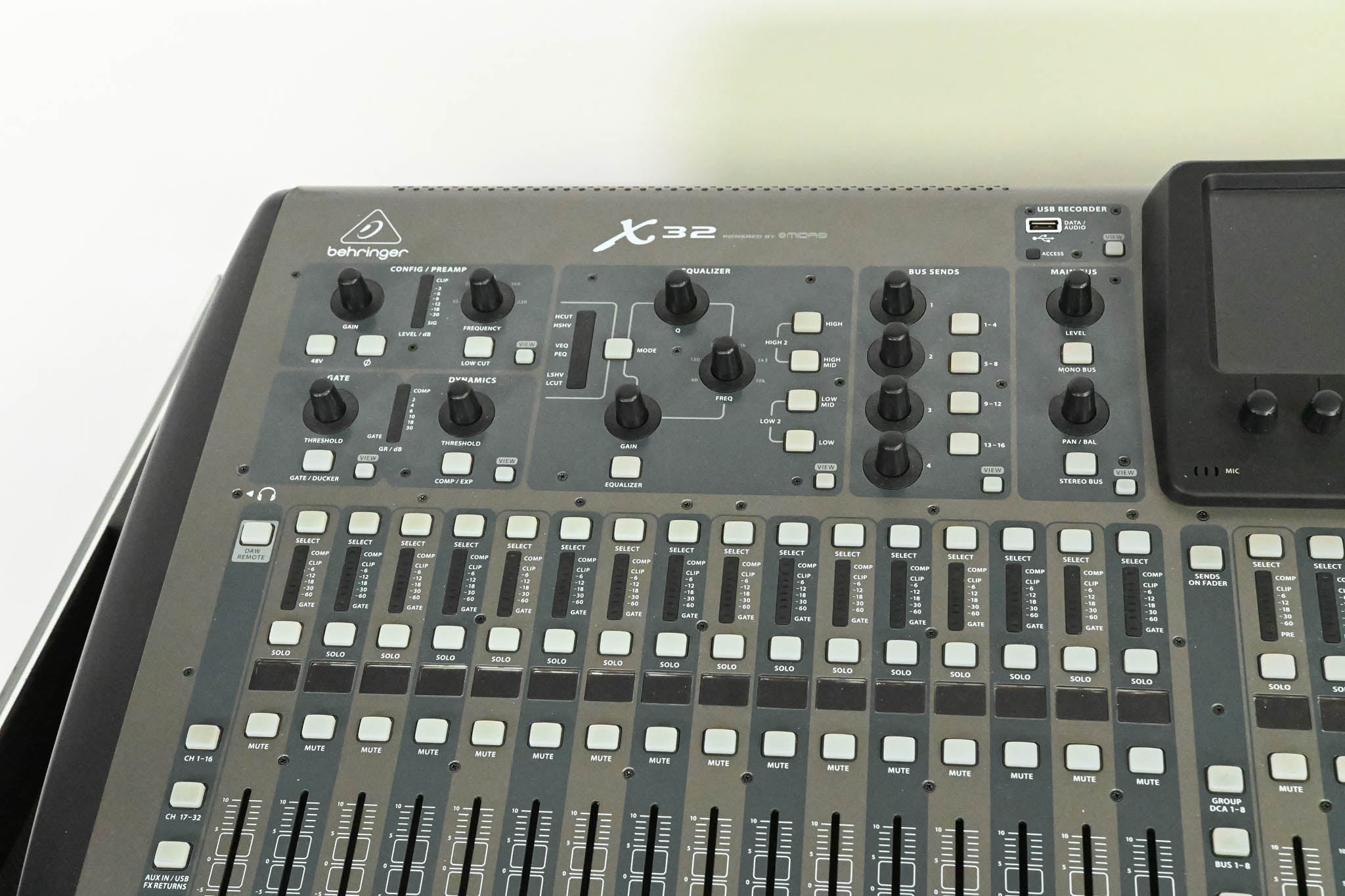Behringer X32 40-Channel Digital Mixing Console with Road Case