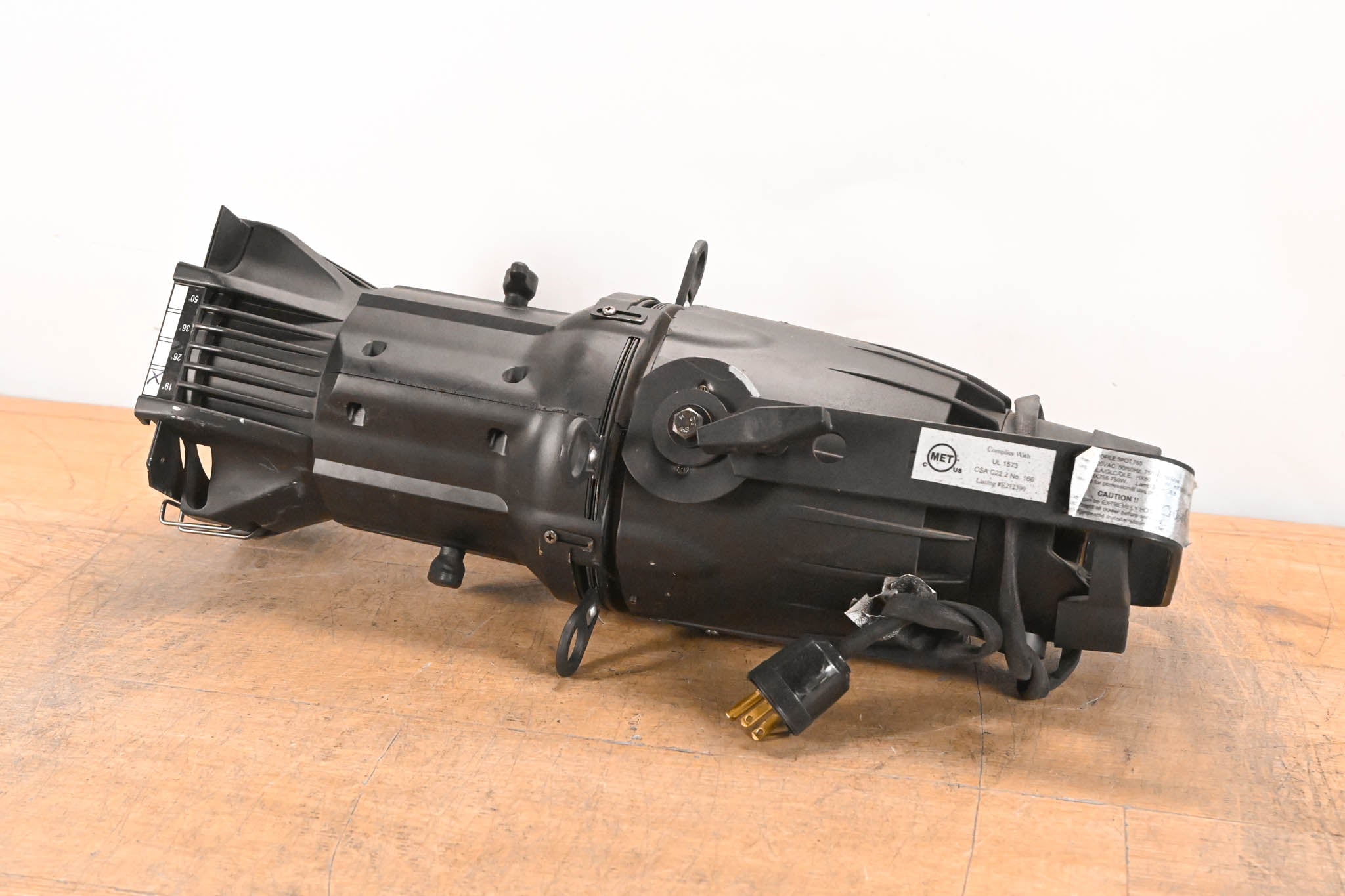 Dortron Profile Spot 750 19 Degree Ellipsoidal Light