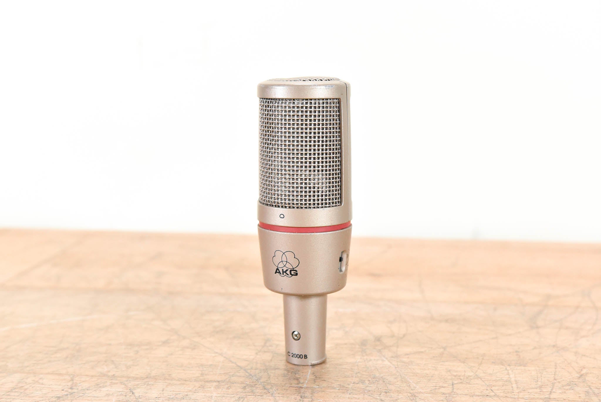 AKG C2000B Small-Diaphragm Cardioid Condenser Microphone