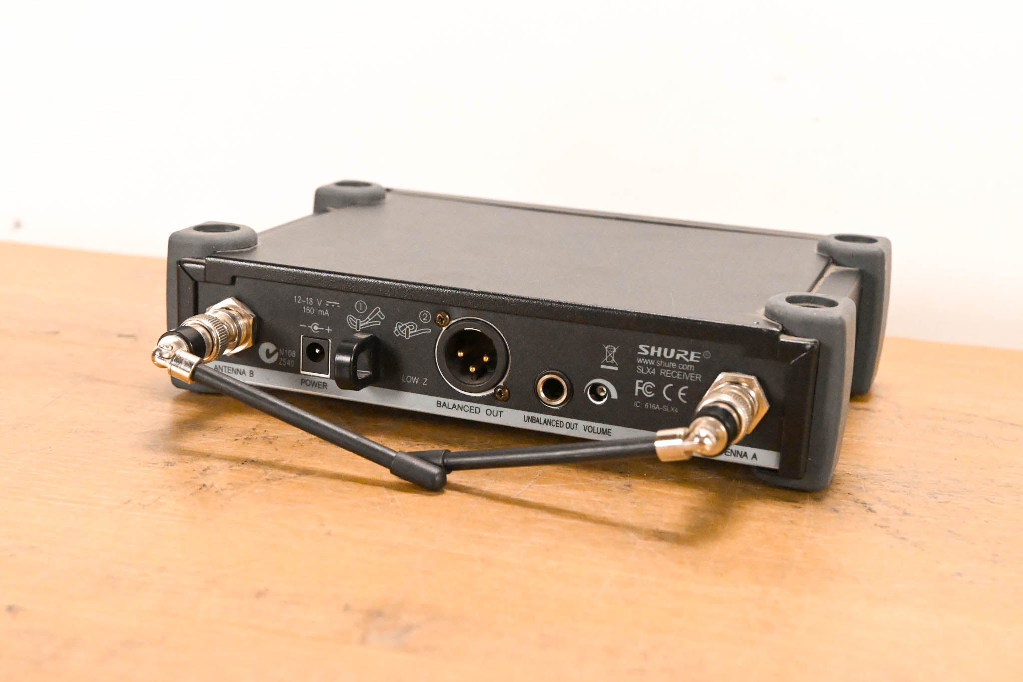 Shure SLX14-H5 Wireless Bodypack System - 518-542 MHz (NO POWER SUPPLY)