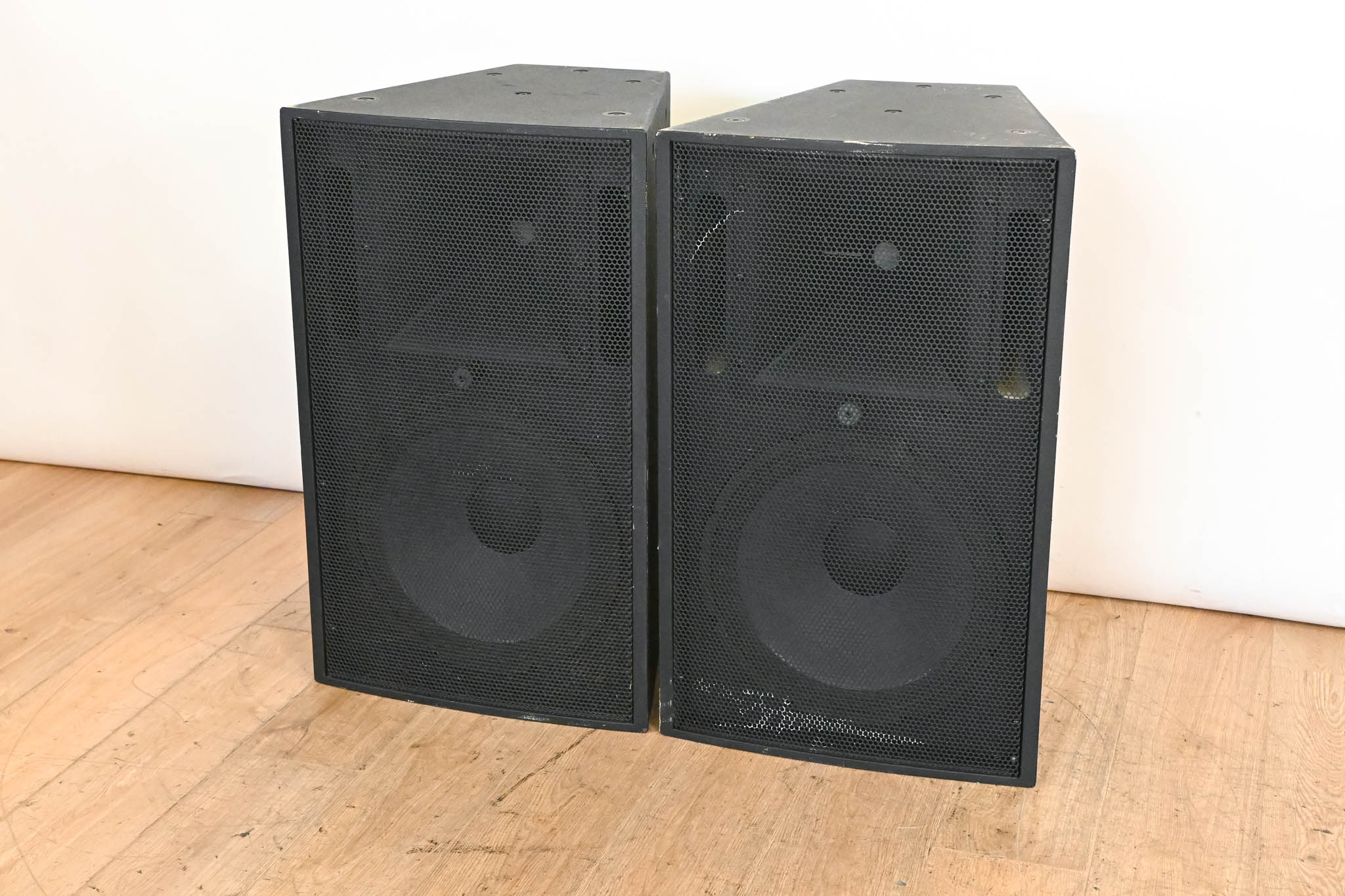 Electro-Voice (EV) EVF-1152S/66 15" 2-Way Passive Speakers (PAIR)