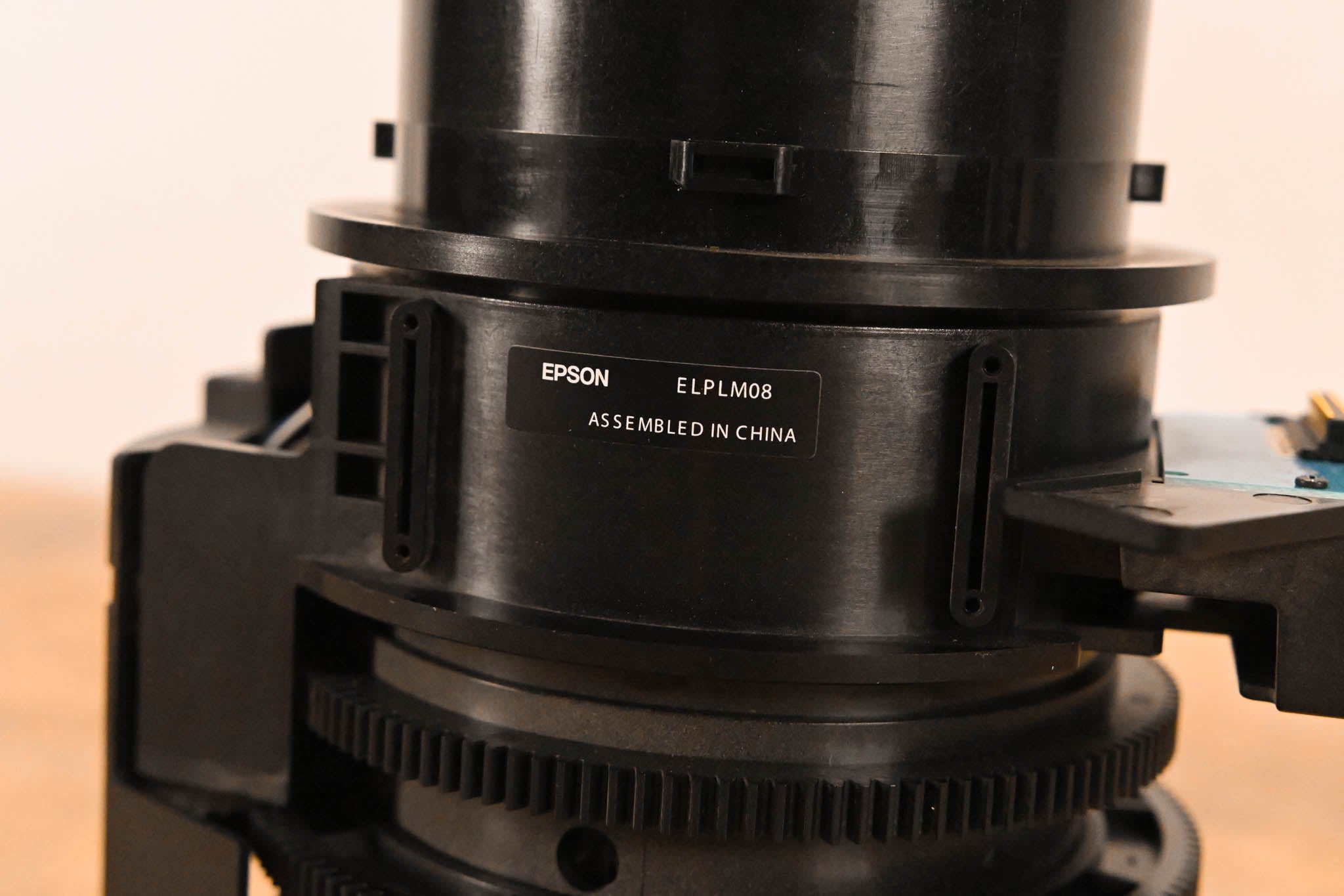Epson ELPLM08 Middle-Throw Zoom Lens for Select Epson Projectors