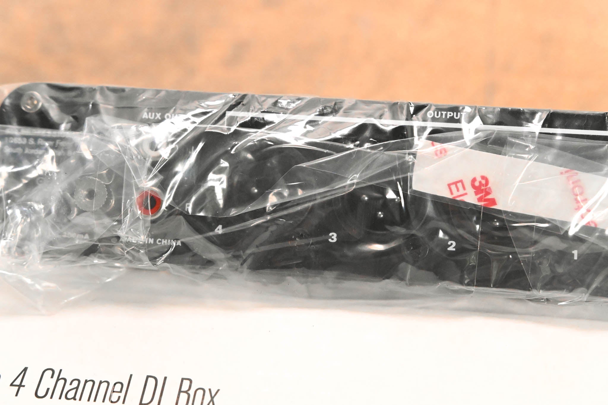 dbx Di4 4-channel Active Direct Box with Line Mixer