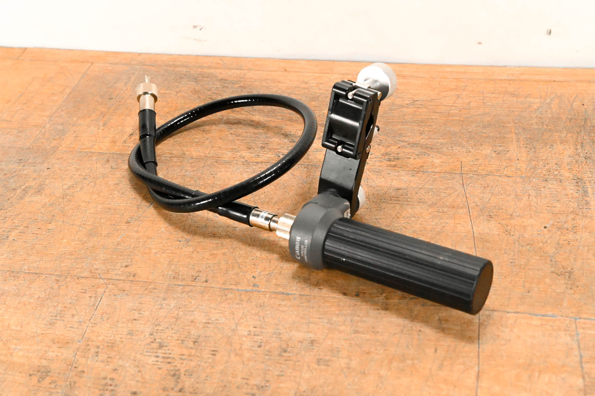 Canon FFC-200 Focus Manual Controller with CR-10 Clamper