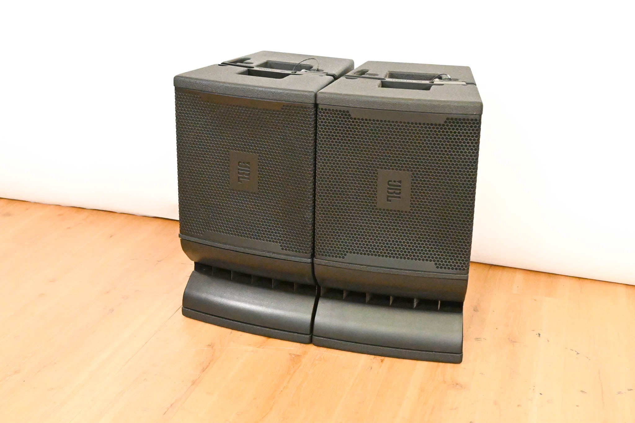 JBL VRX932LA-1 12" Two-Way Line Array Loudspeaker System (PAIR)