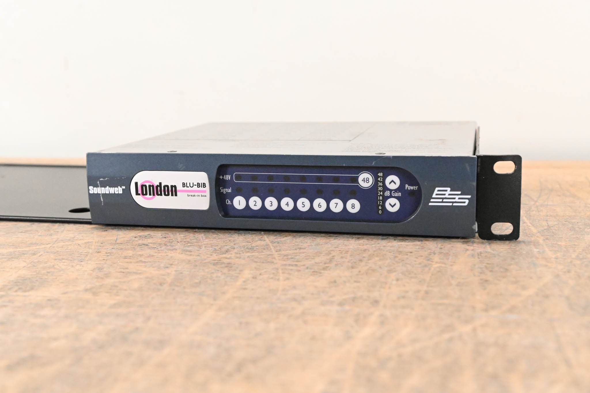 BSS BLU-BIB Break-In Box 8-Channel Input Expander (NO POWER SUPPLY)