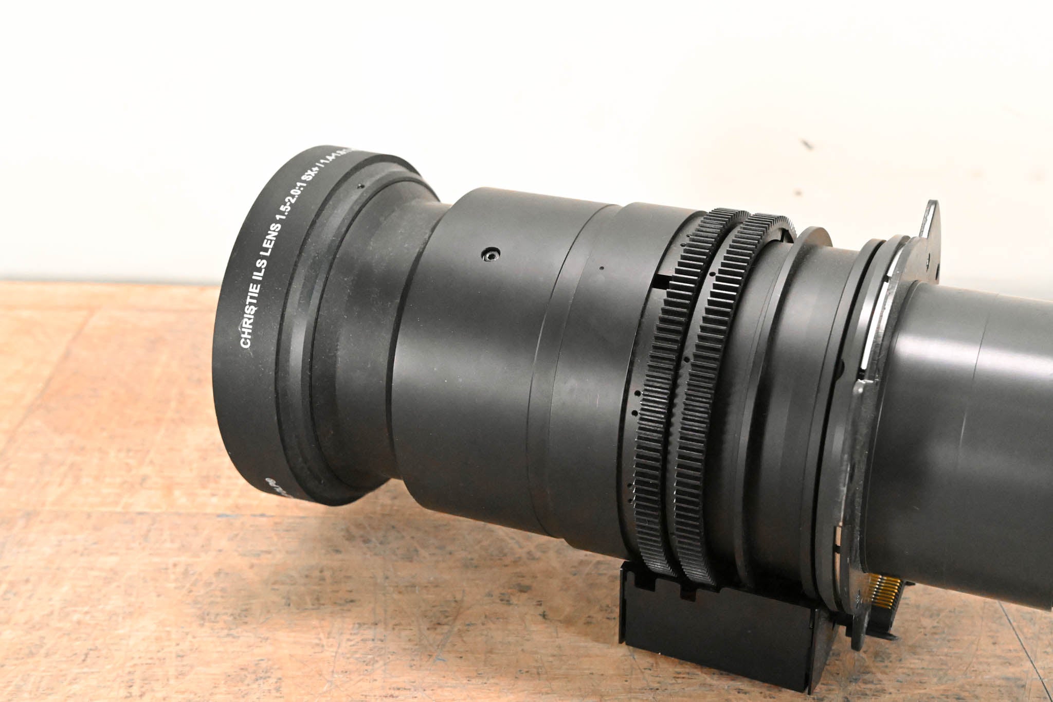 Christie ILS Lens 1.5-2.0:1 SX+ / 1.4-1.8:1 HD 0.95" 3-Chip DLP Lens