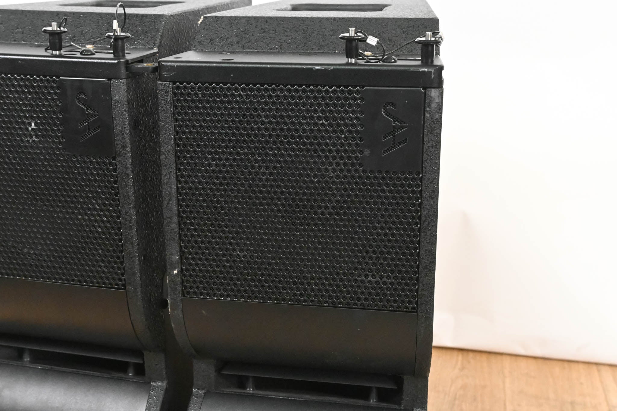 JAH Audio JLA208 Pro Tri-Amplified Passive Line Array (PAIR)