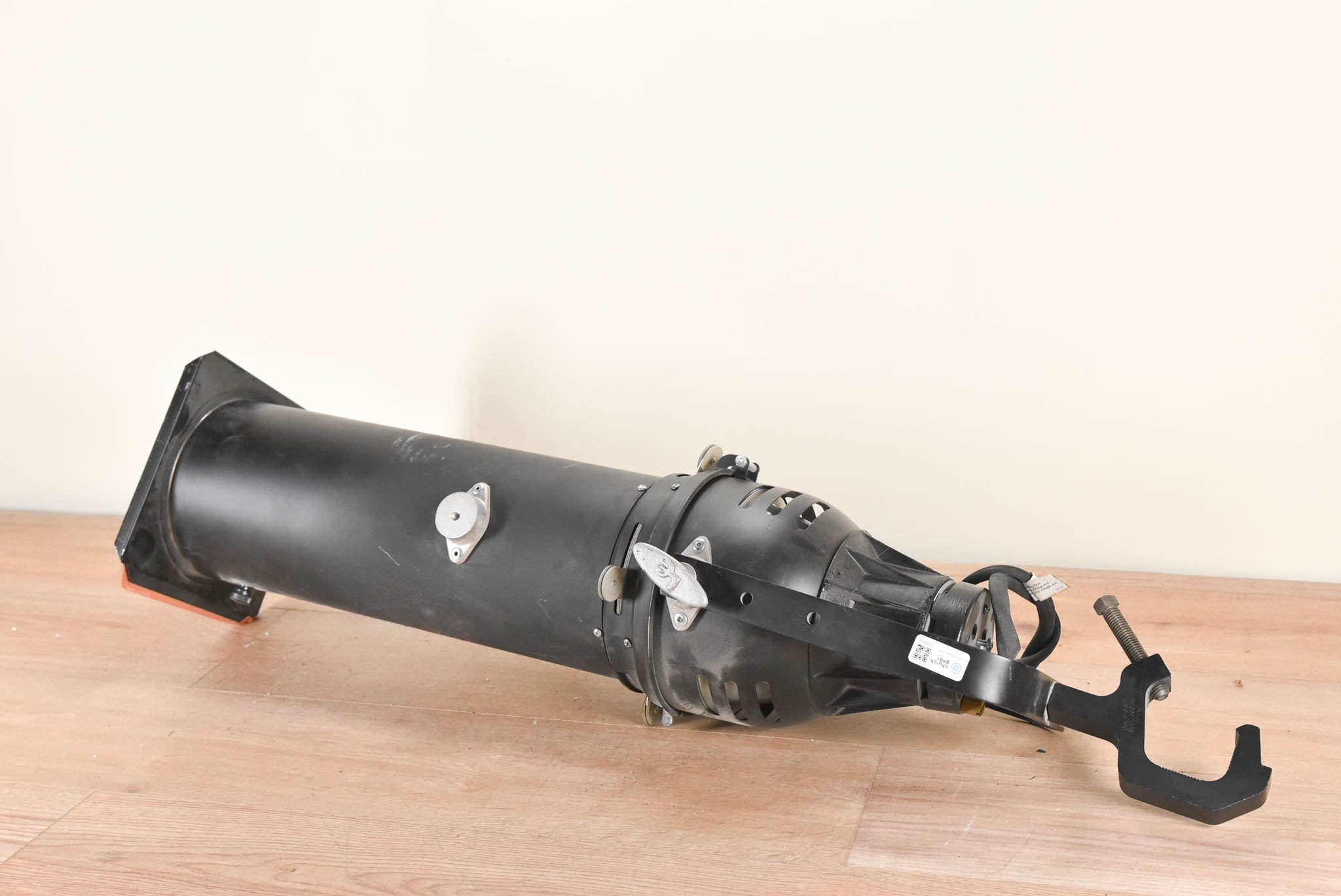 L&E AQ61 Ellipsoidal Light (Unknown Lens Degree)