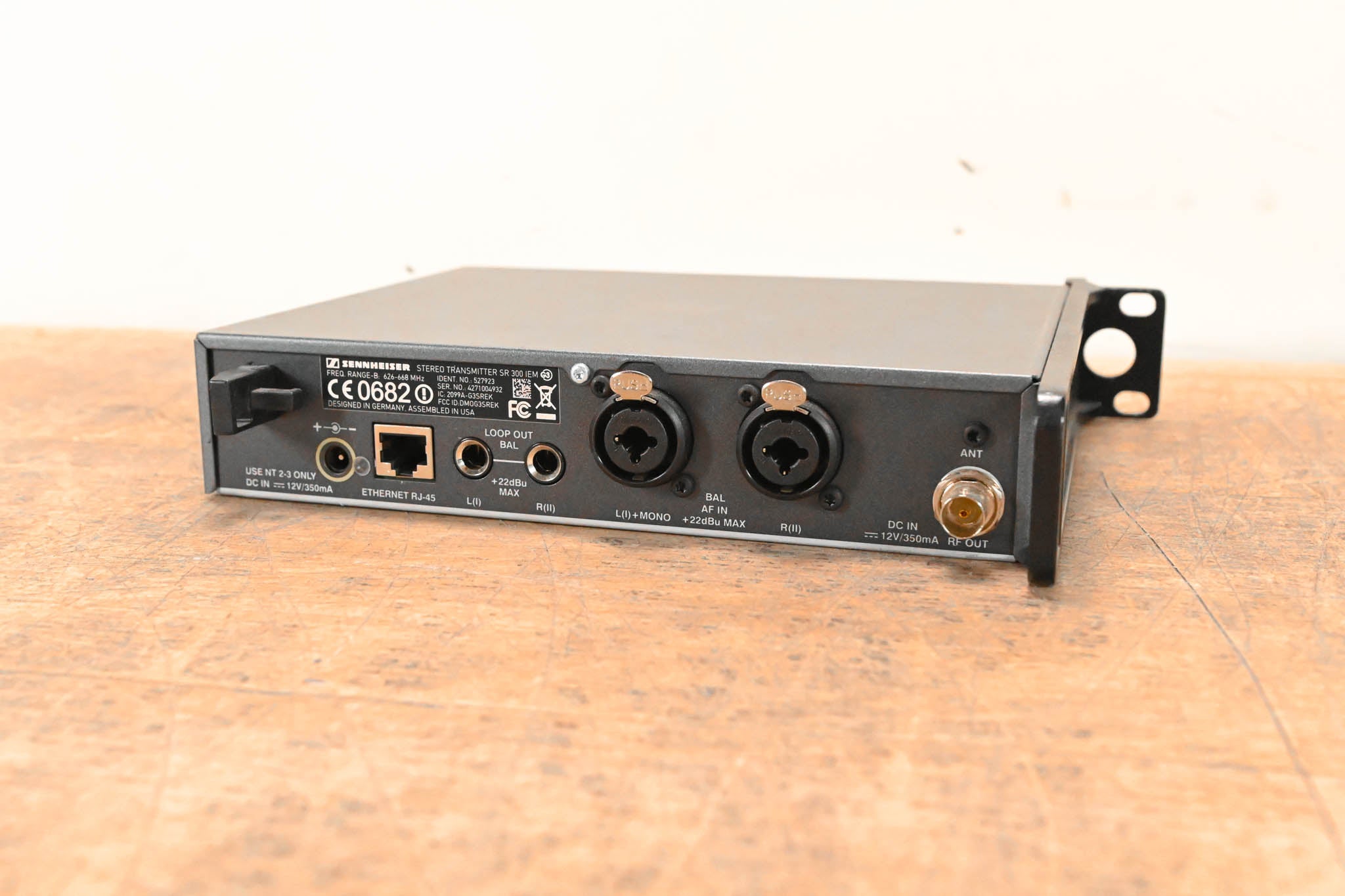 Sennheiser ew 300 IEM G3 Wireless In-Ear Monitoring System - 626-668 MHz