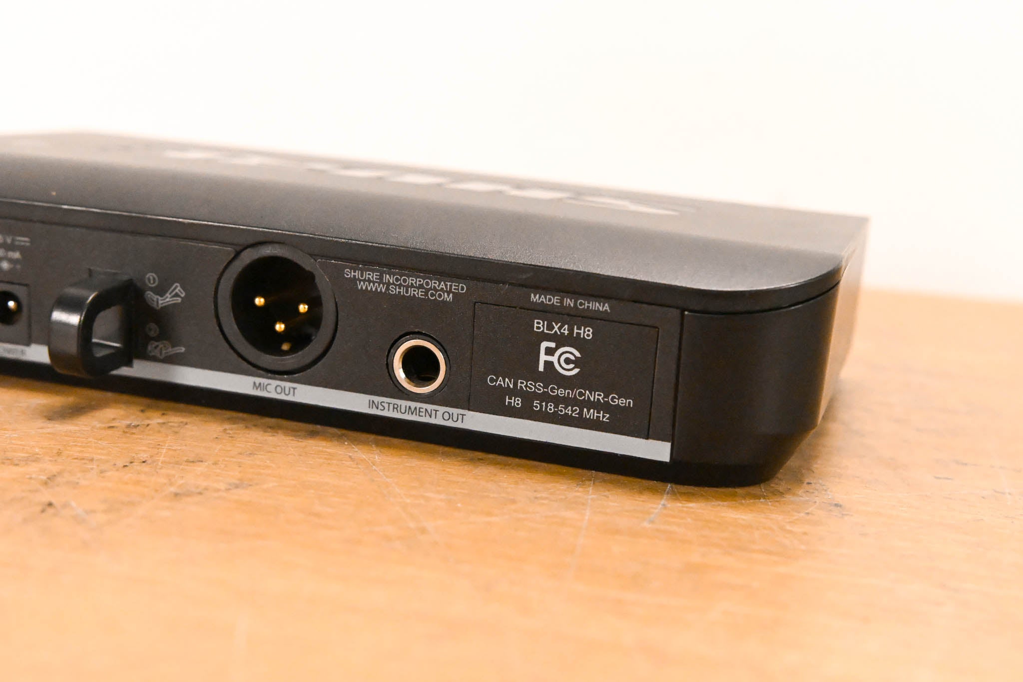 Shure BLX14 Bodypack Wireless System - H8 Band 518-542 MHz (NO PSU)
