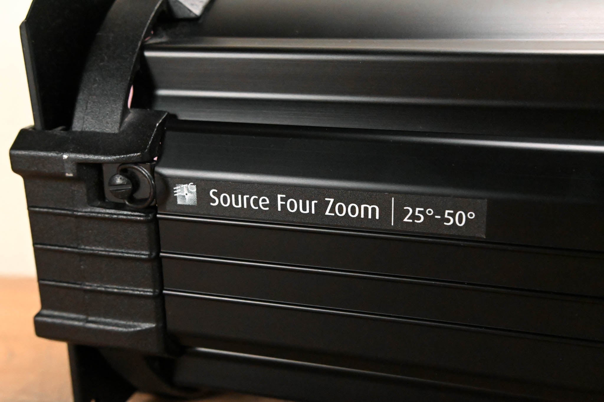 ETC Source Four Zoom 25-50 Degree 750 Ellipsoidal Light