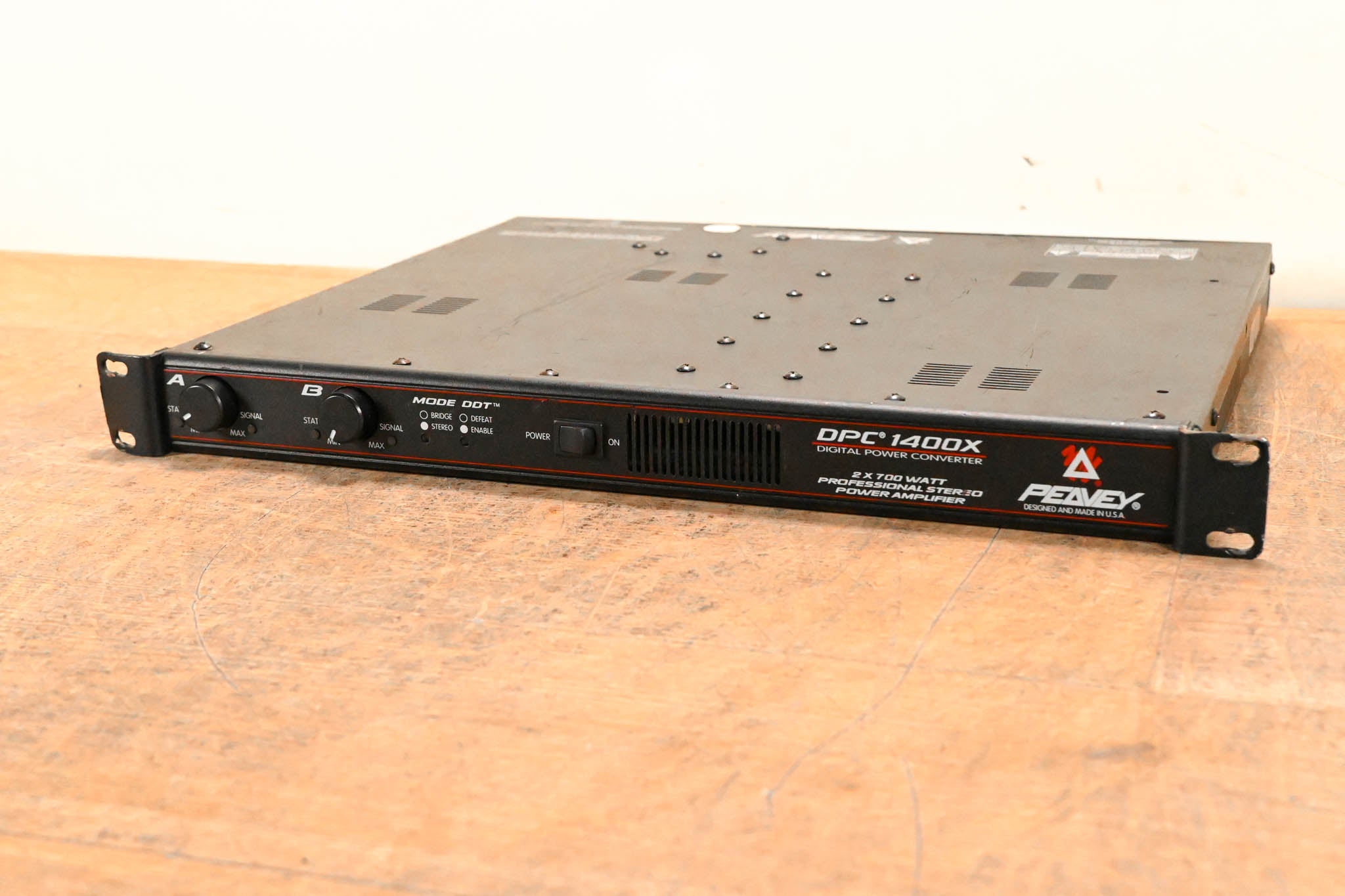 Peavey DPC 1400X 2 x 700W Professional Stereo Power Amplifier