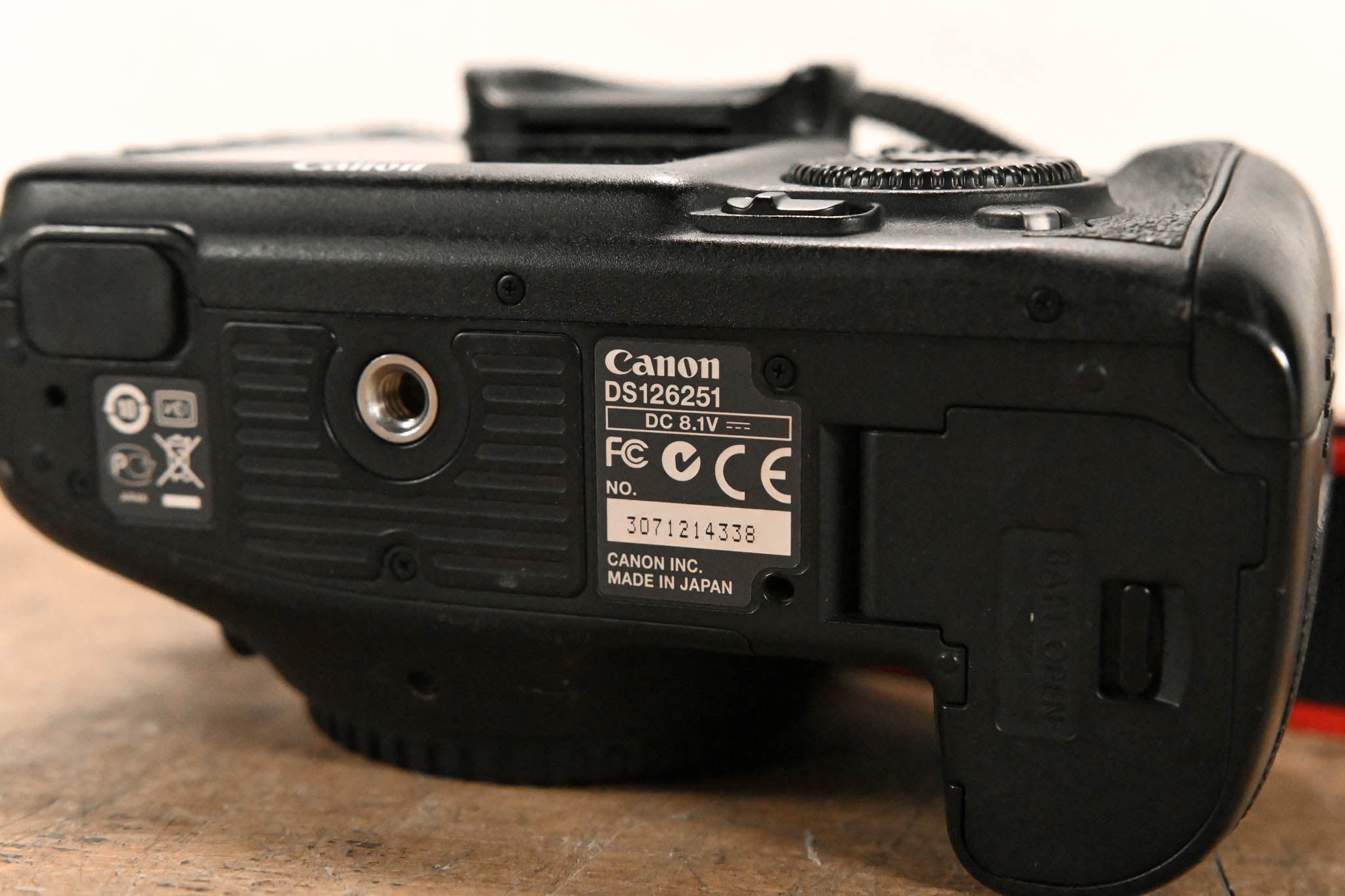 Canon EOS 7D DSLR Camera Body