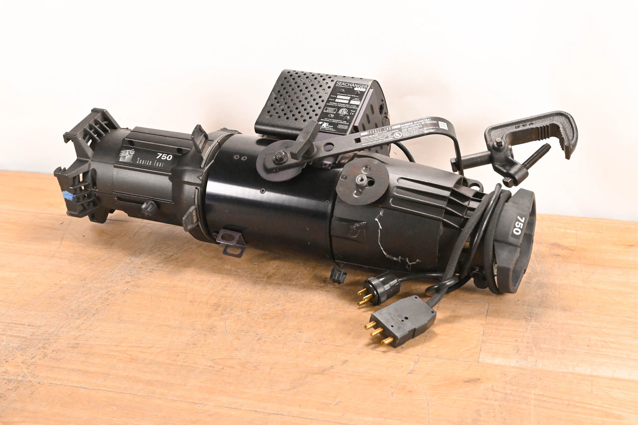 ETC Source Four 750 36 Degree Leko w/OceanOptics SeaChanger Color Engine