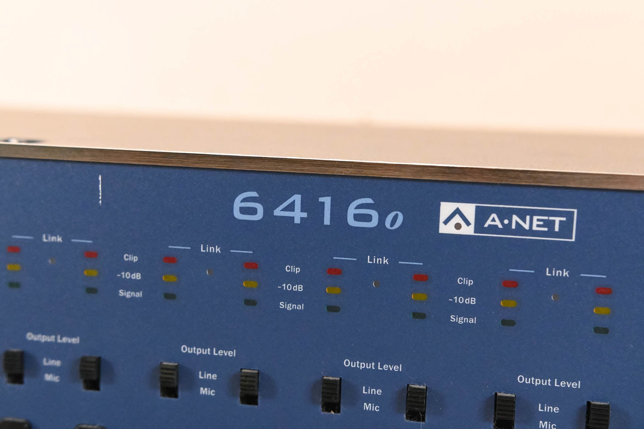 Aviom 6416o Output Module