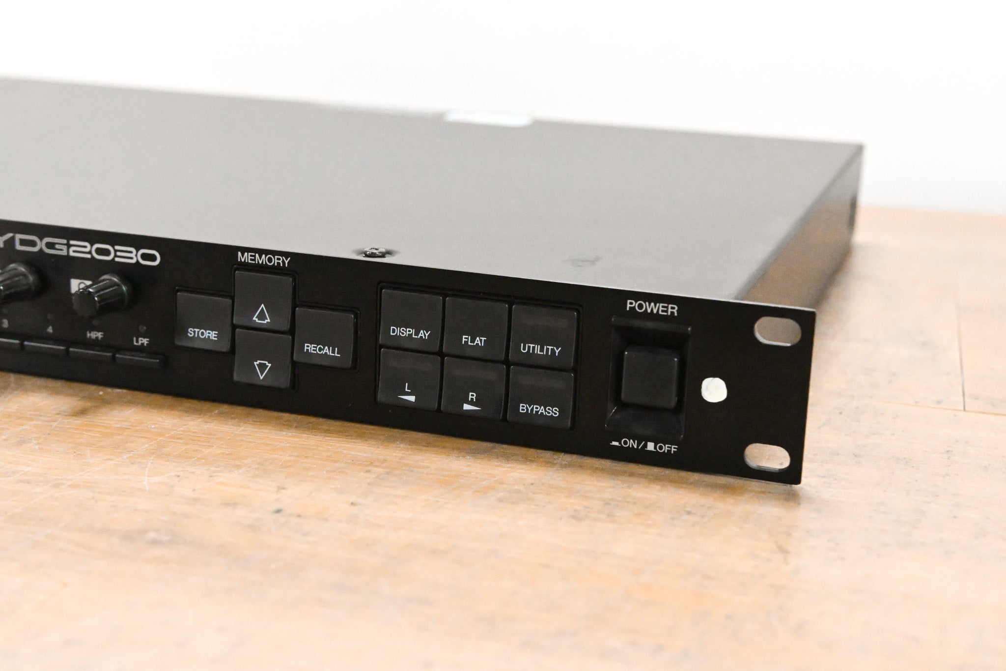 Yamaha YDG2030 Digital Graphic Equalizer