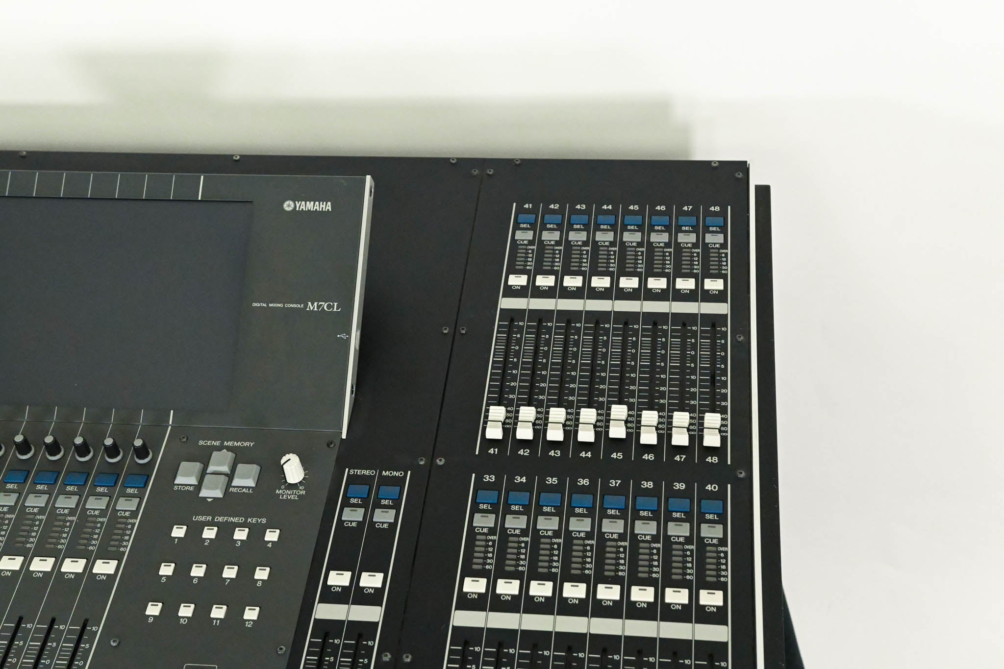 Yamaha M7CL-48 48-Channel Digital Audio Mixing Console